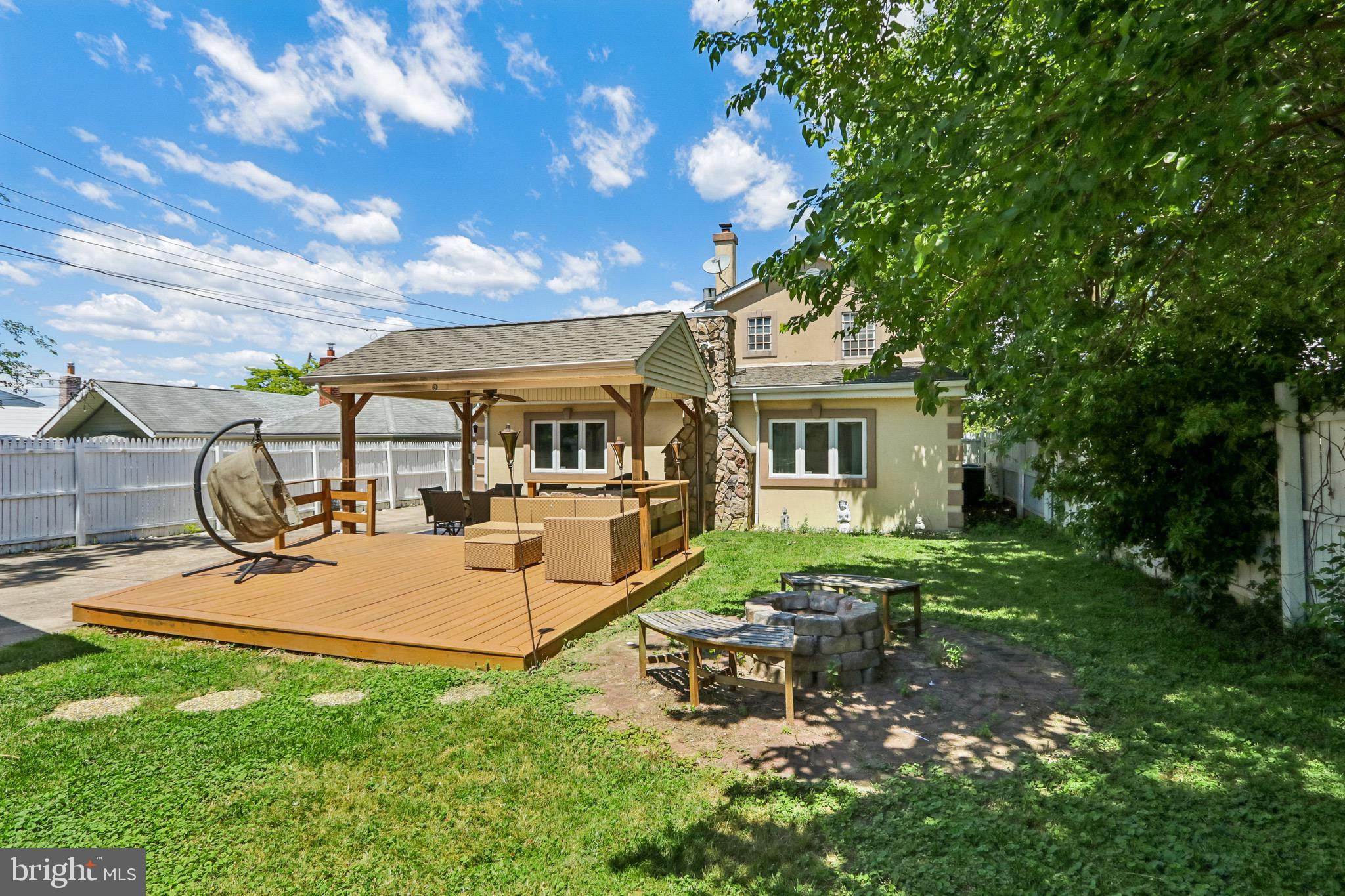 SOMERTON - Residential
