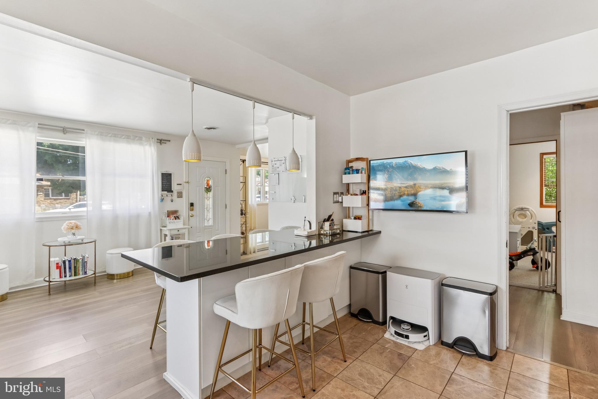 SOMERTON - Residential