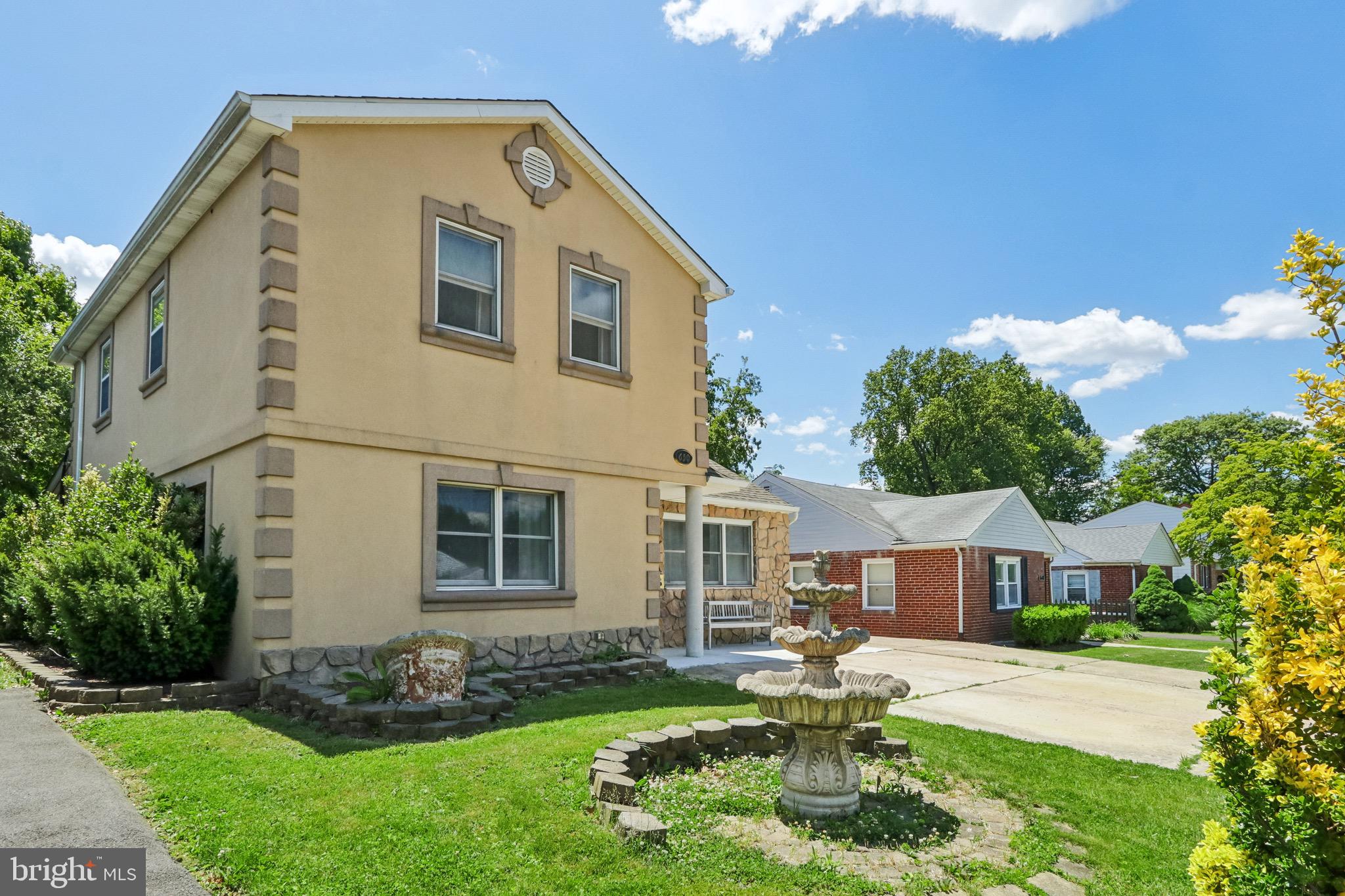 SOMERTON - Residential