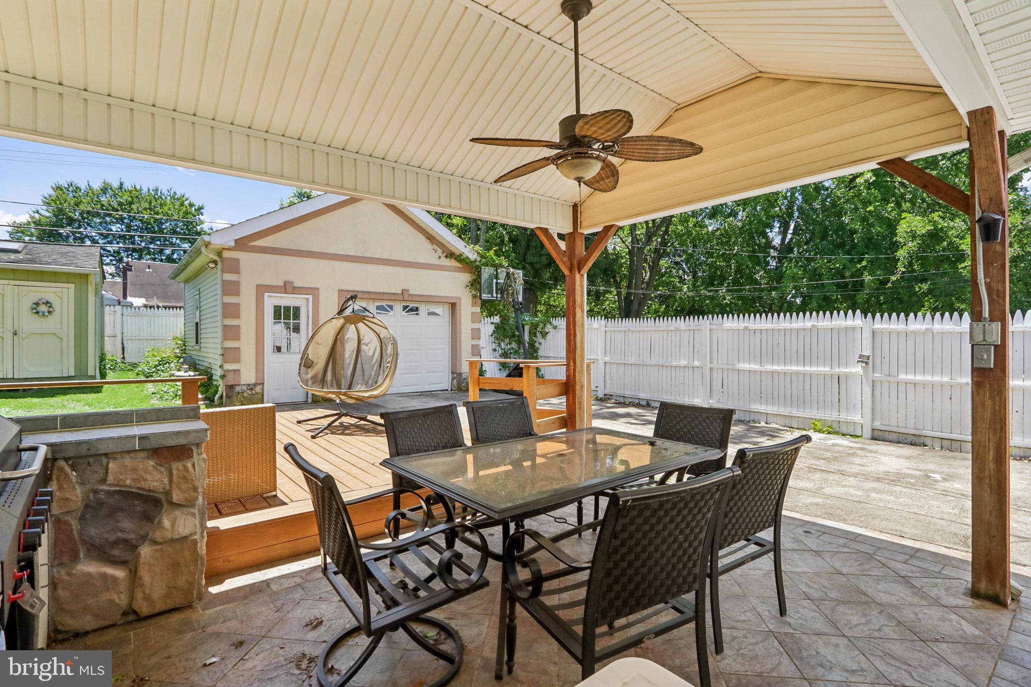 SOMERTON - Residential