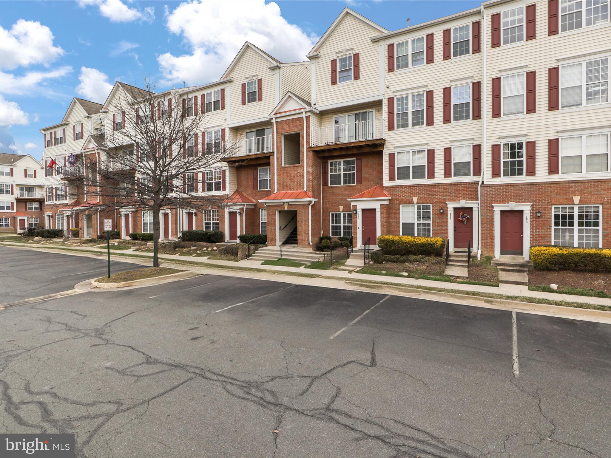 MANORS AT MCNAIR FARMS - Residential
