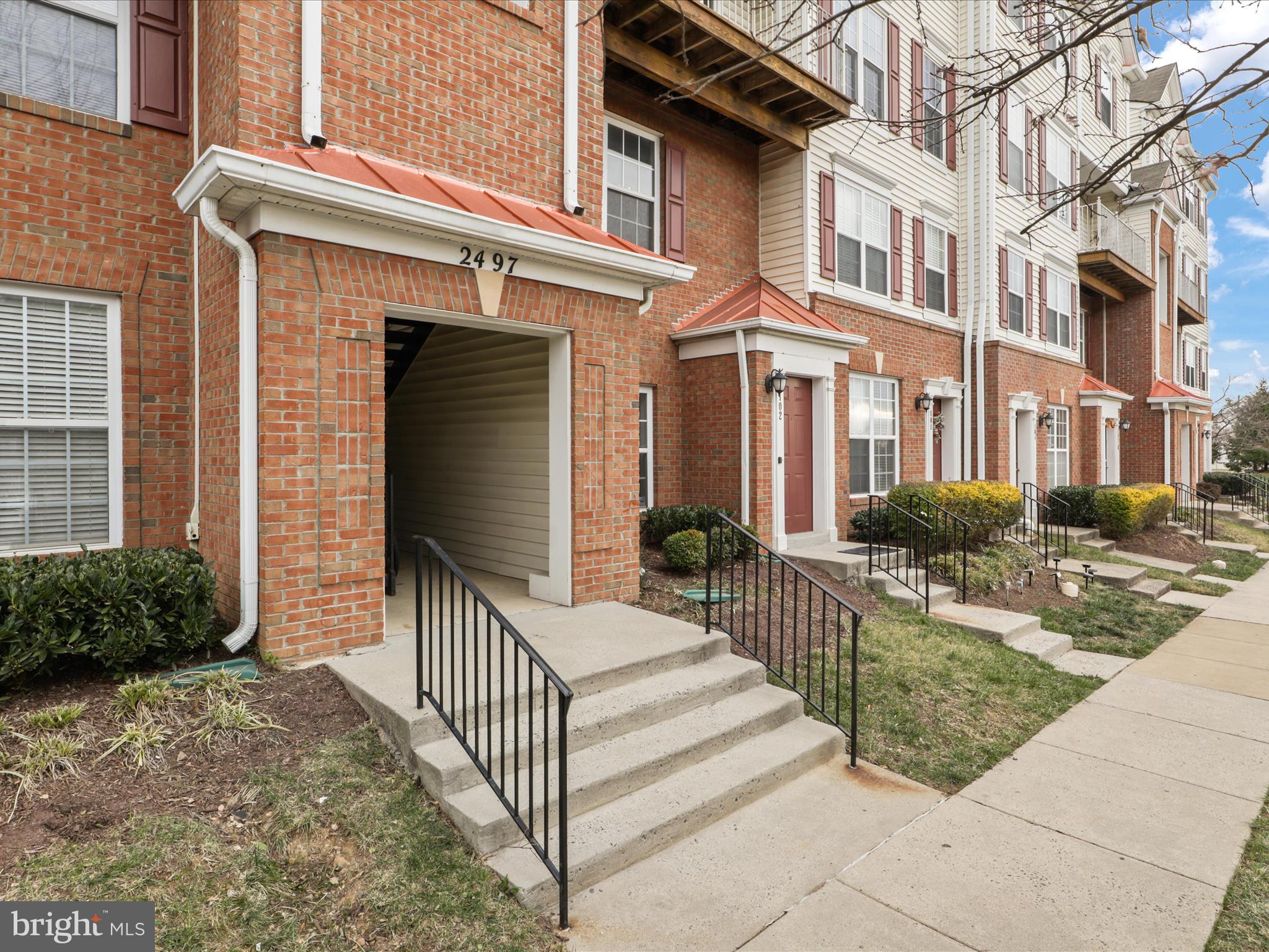 MANORS AT MCNAIR FARMS - Residential