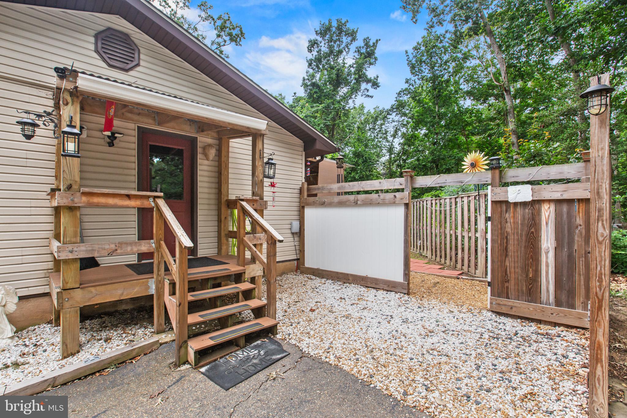 CEDAR COVE - Residential