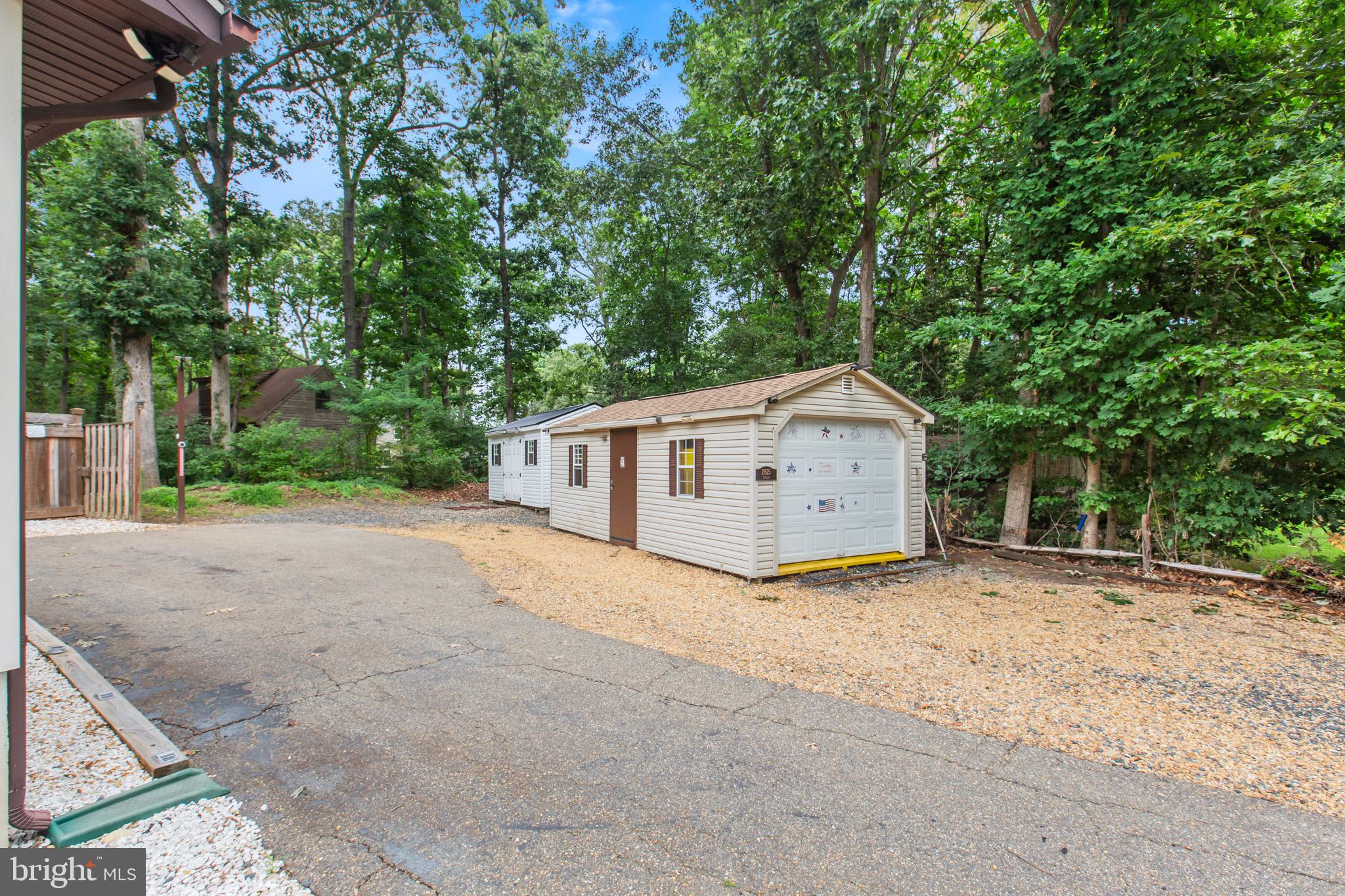 CEDAR COVE - Residential