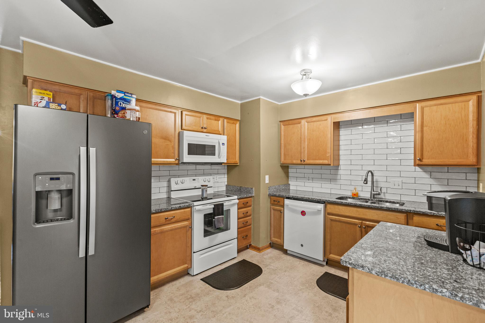 CEDAR COVE - Residential