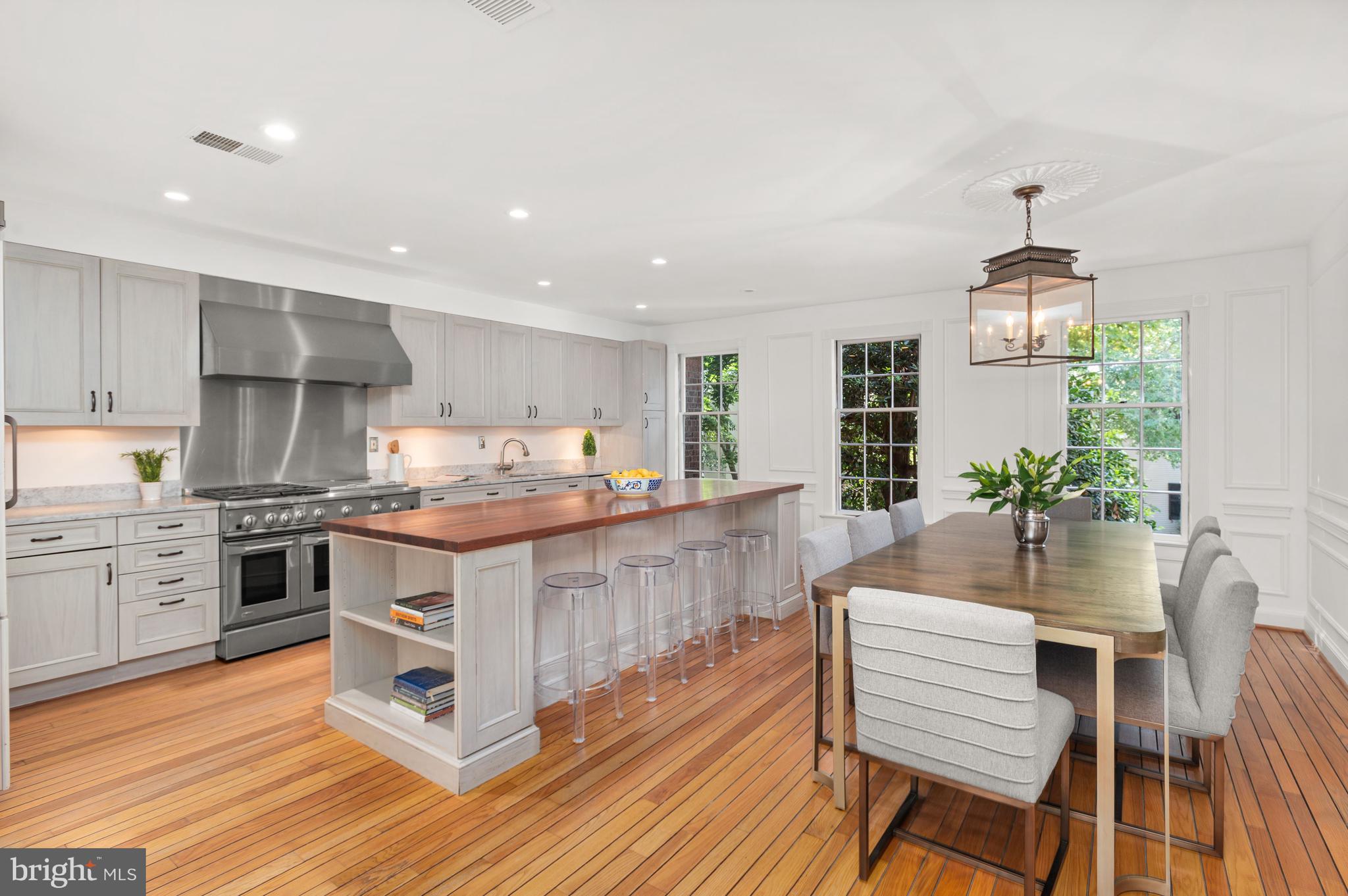 GEORGETOWN - Residential
