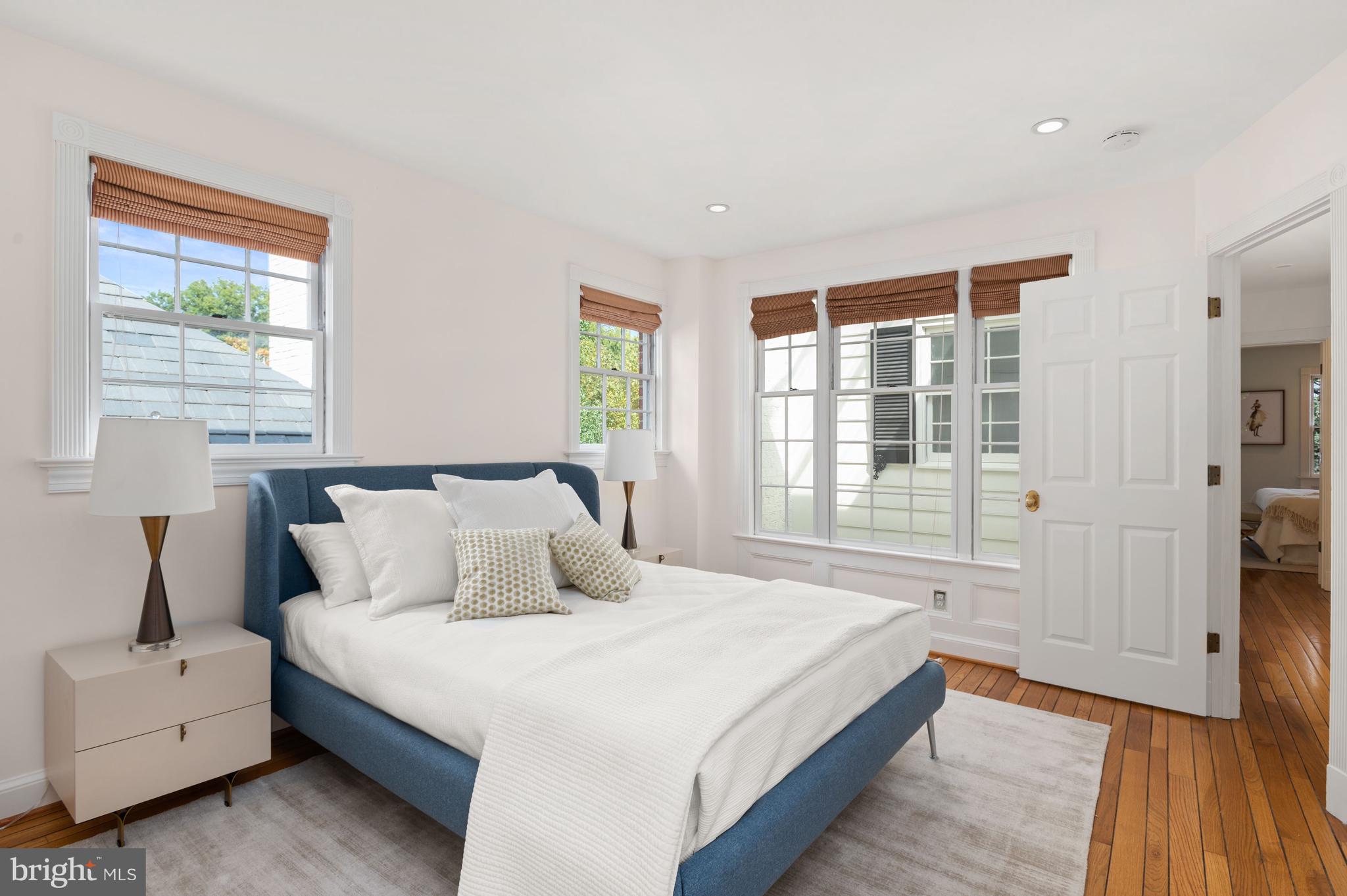 GEORGETOWN - Residential