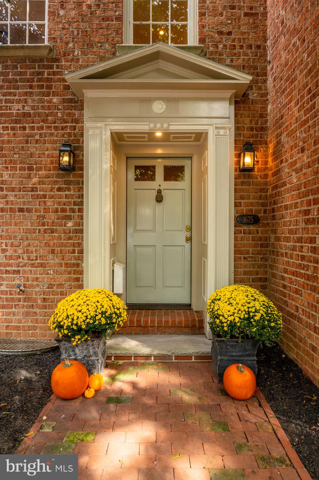 GEORGETOWN - Residential
