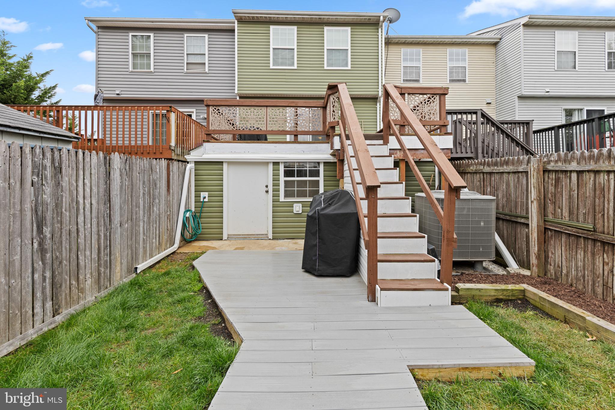 CARROLLWOOD - Residential