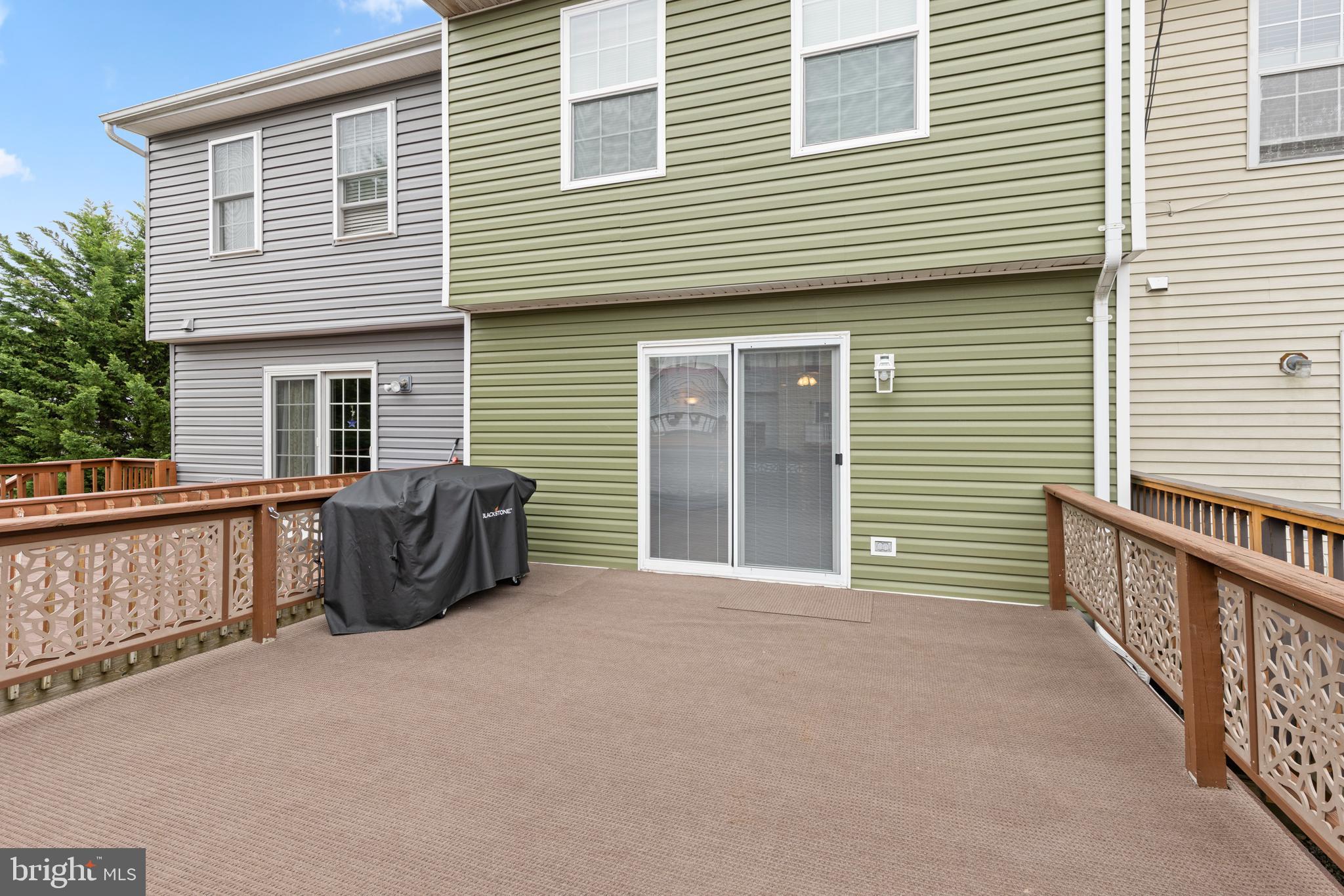 CARROLLWOOD - Residential