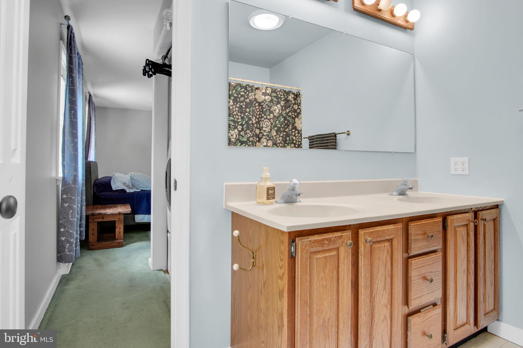 WHITE ROCK ACRES - Residential