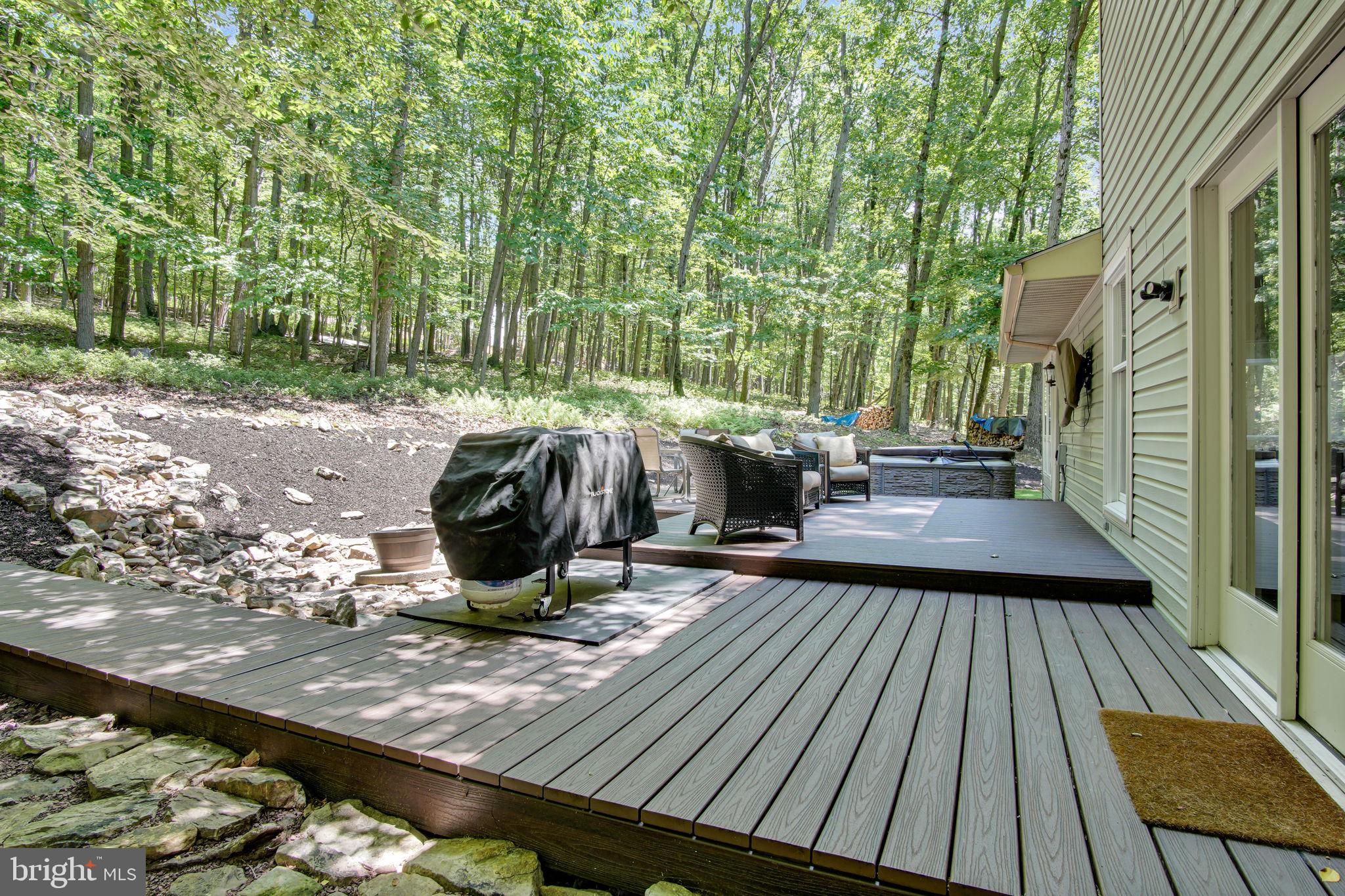 WHITE ROCK ACRES - Residential