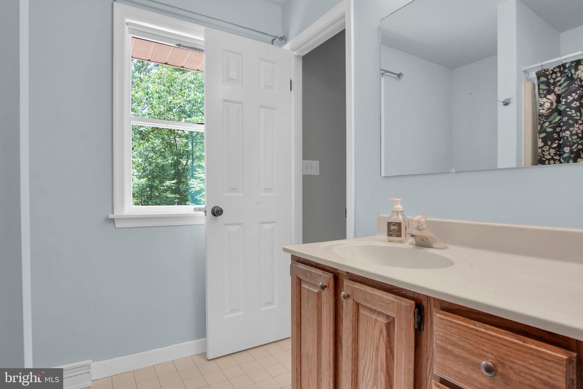 WHITE ROCK ACRES - Residential