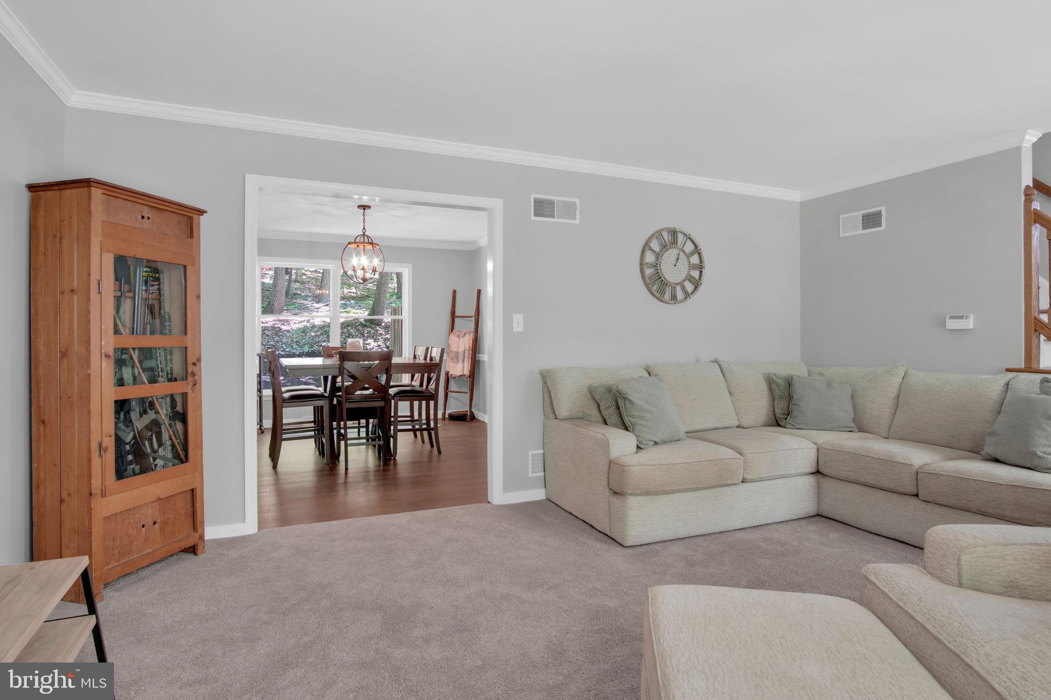 WHITE ROCK ACRES - Residential