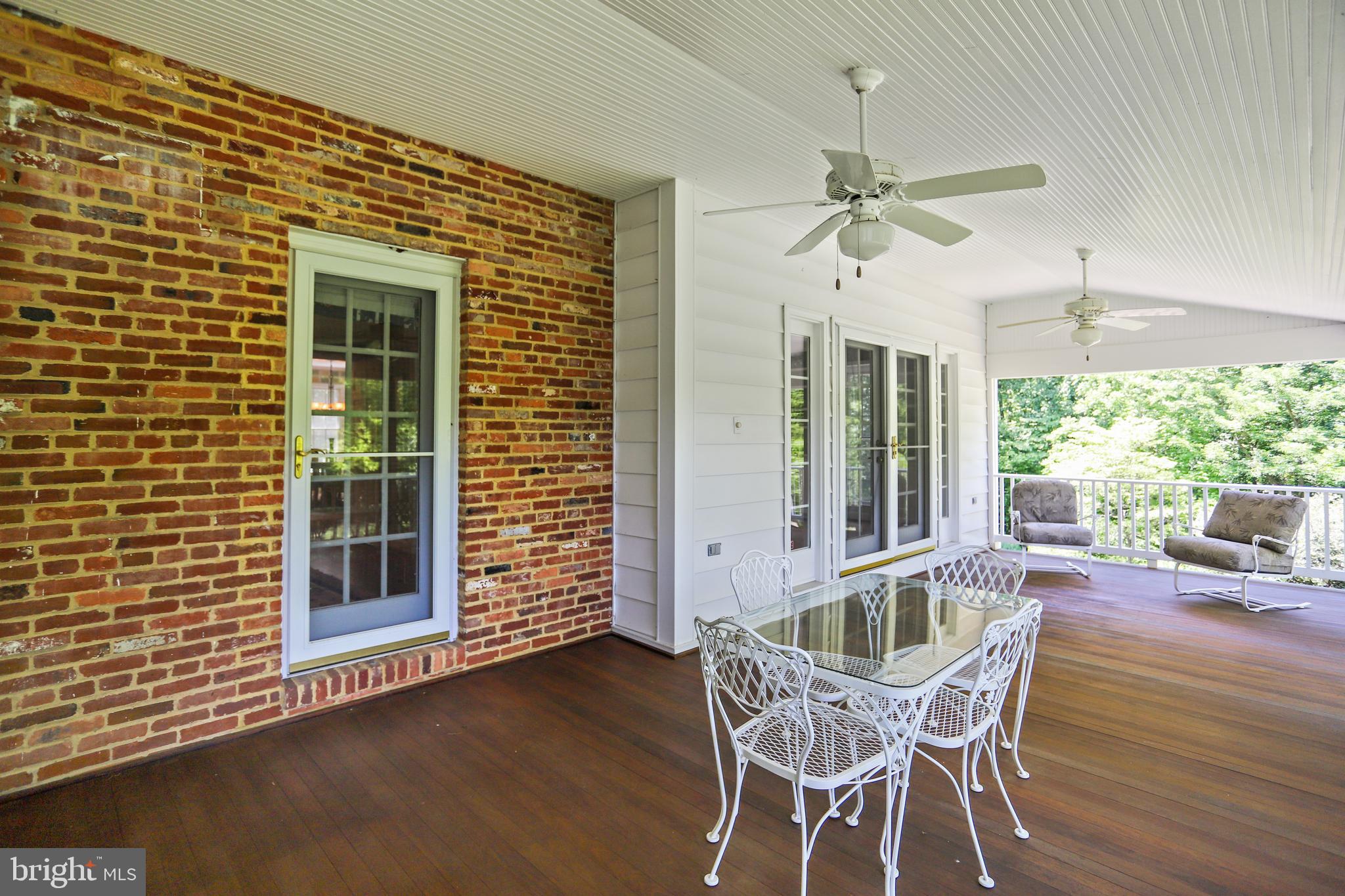 POTOMAC OUTSIDE - Residential