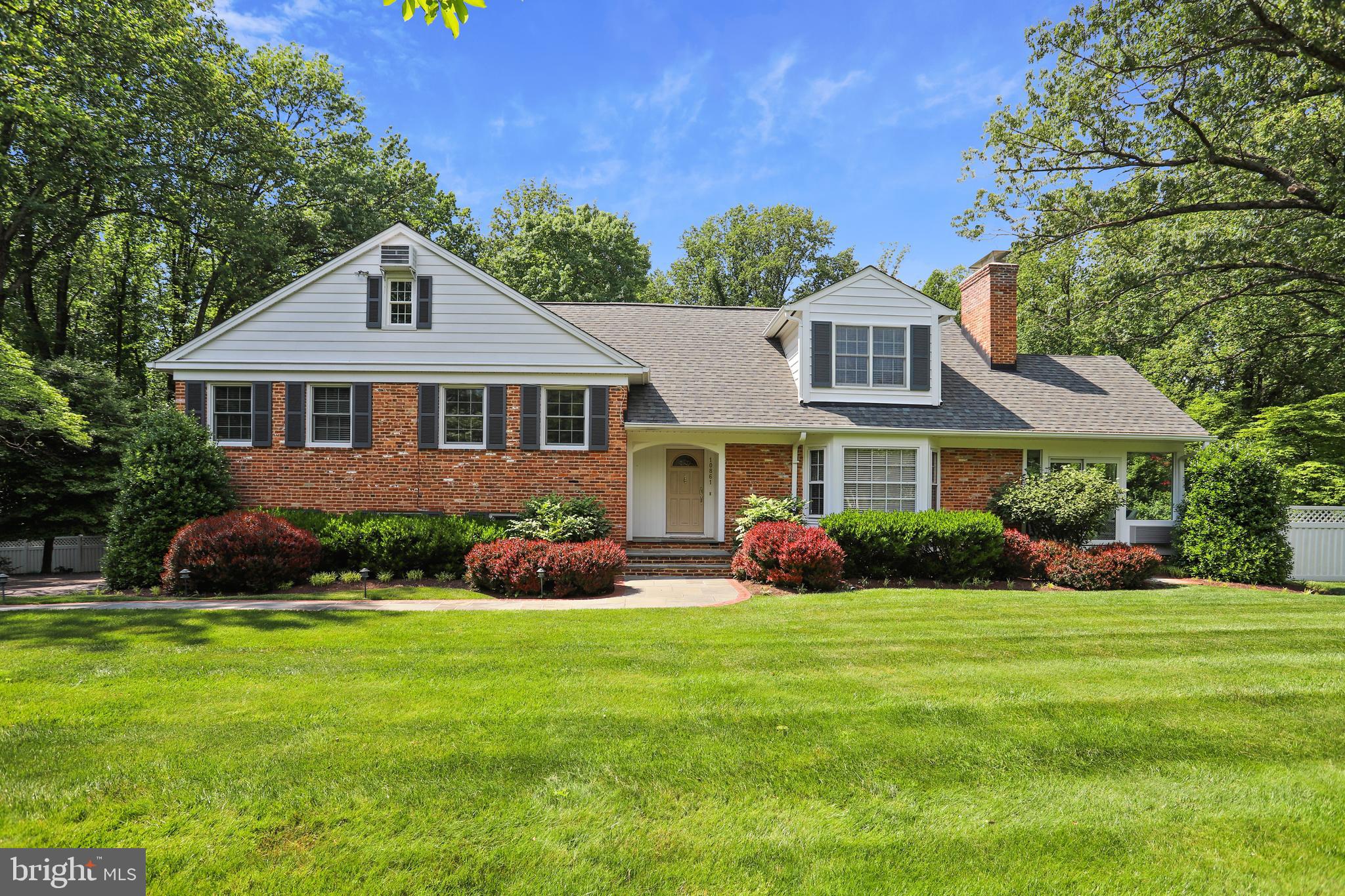POTOMAC OUTSIDE - Residential