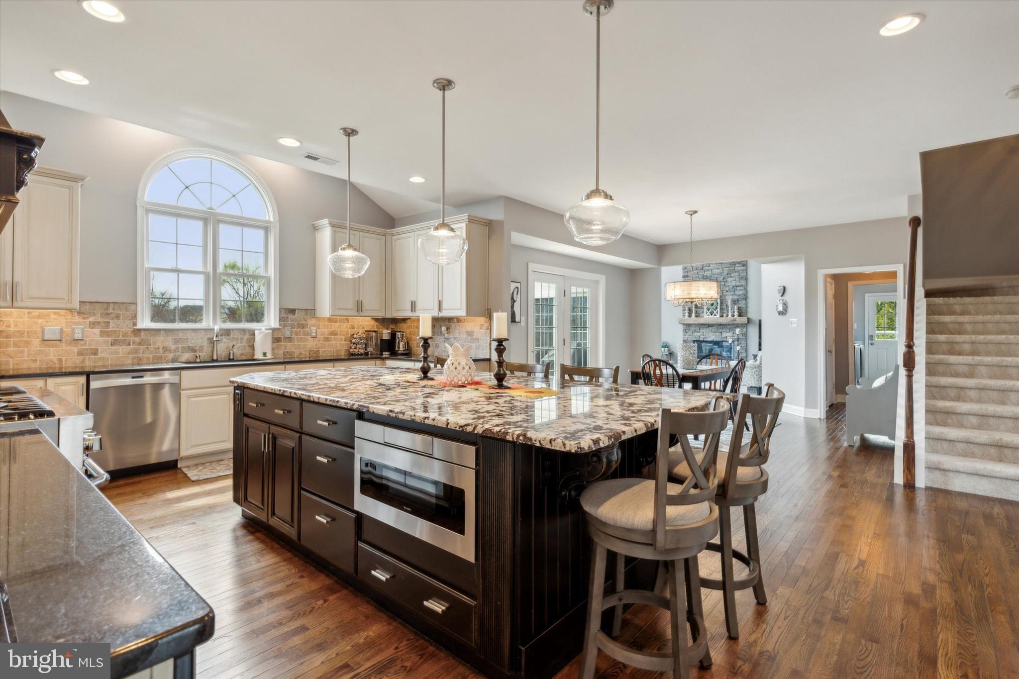 VALLEY GREEN - Residential