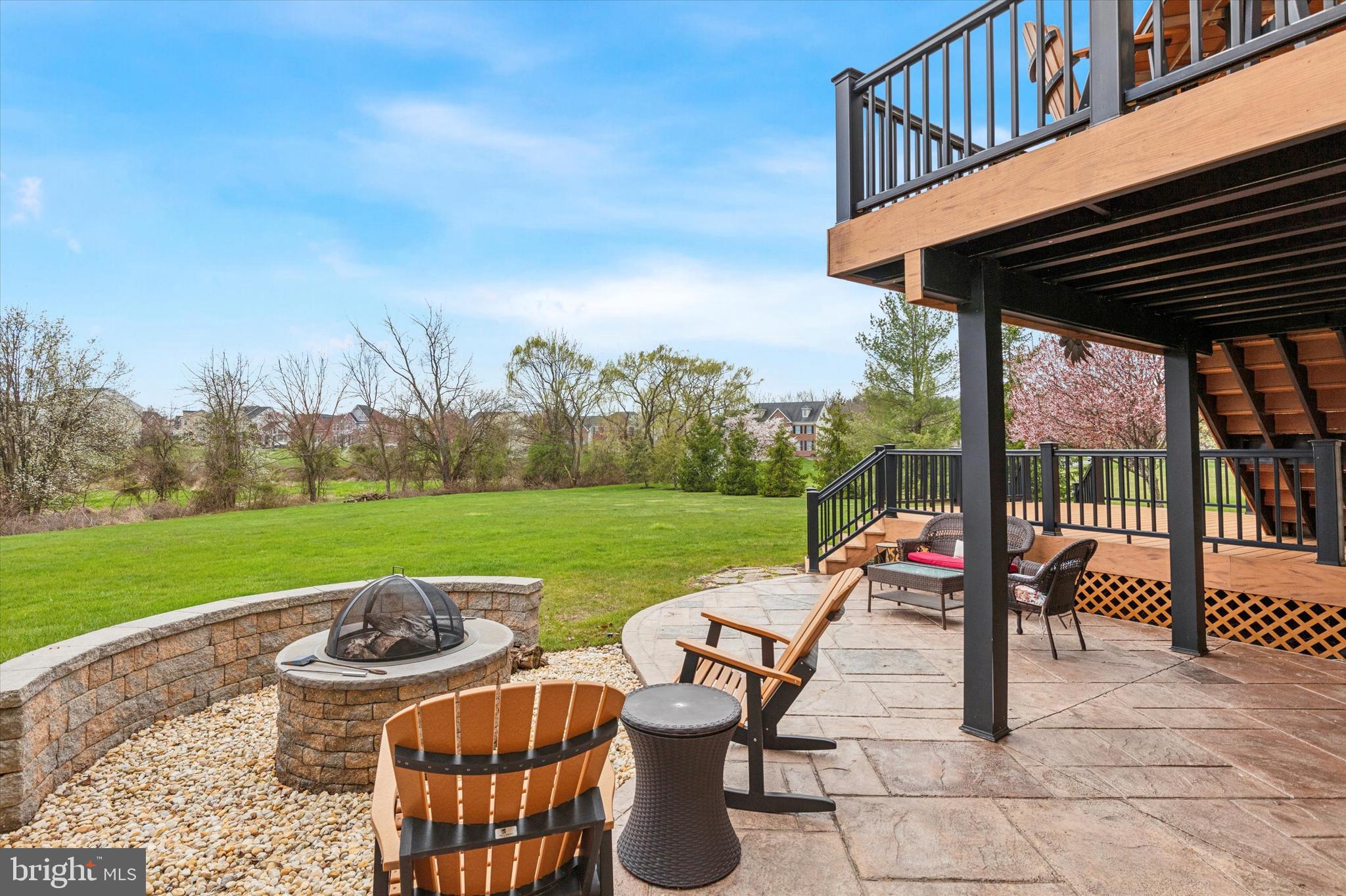 VALLEY GREEN - Residential