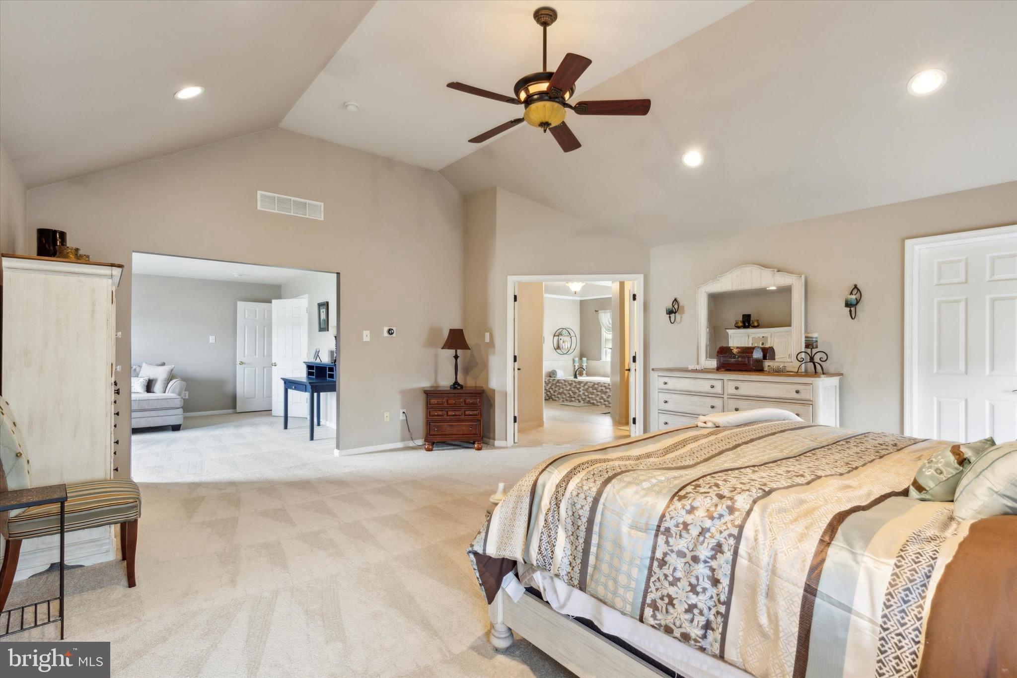 VALLEY GREEN - Residential