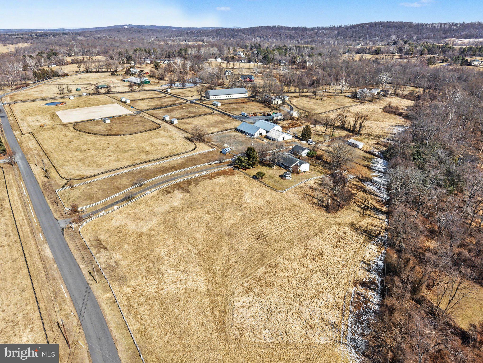 MOUNTVILLE - Residential