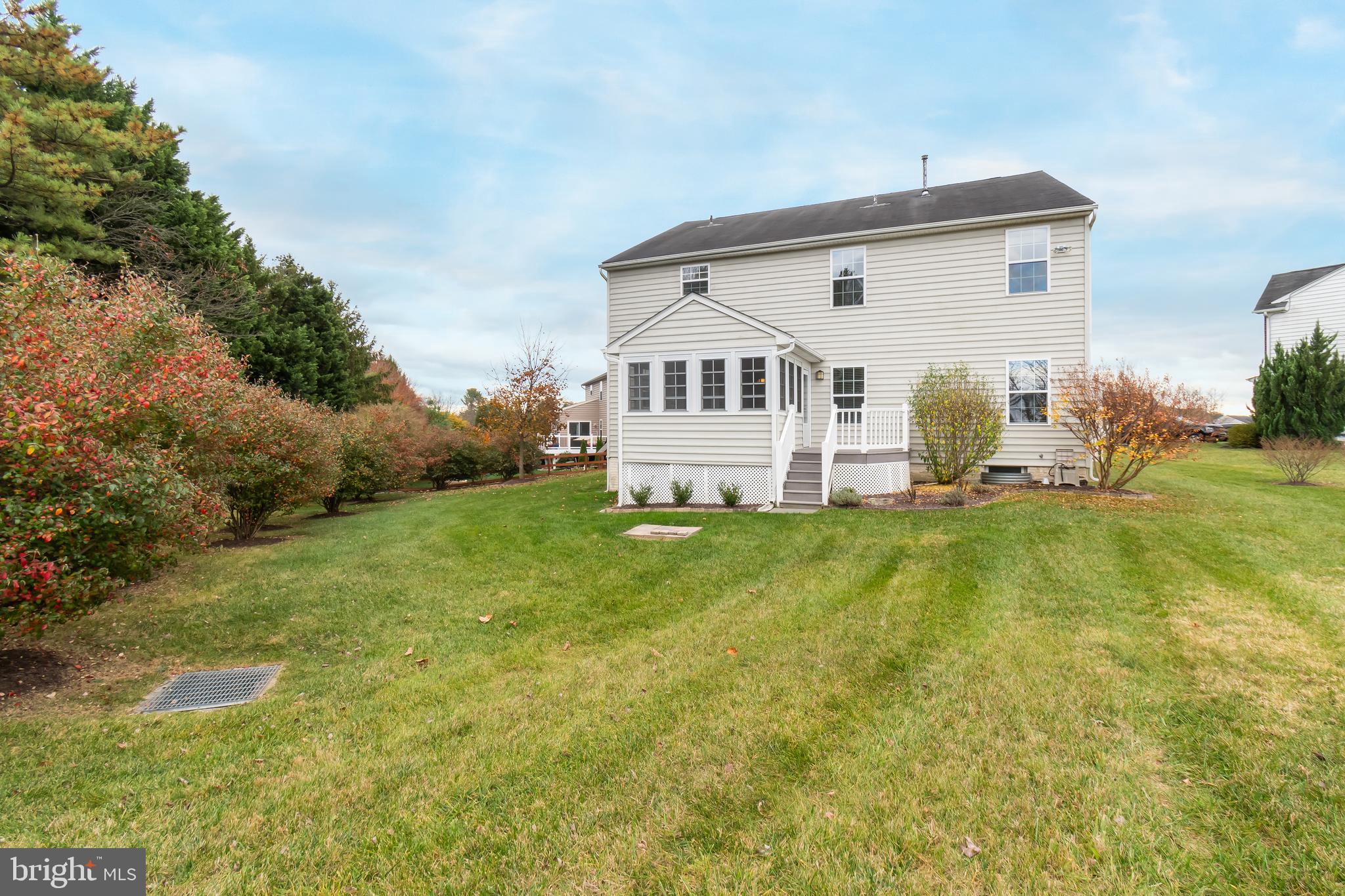 VILLAGE OF MEADOW CREEK - Residential
