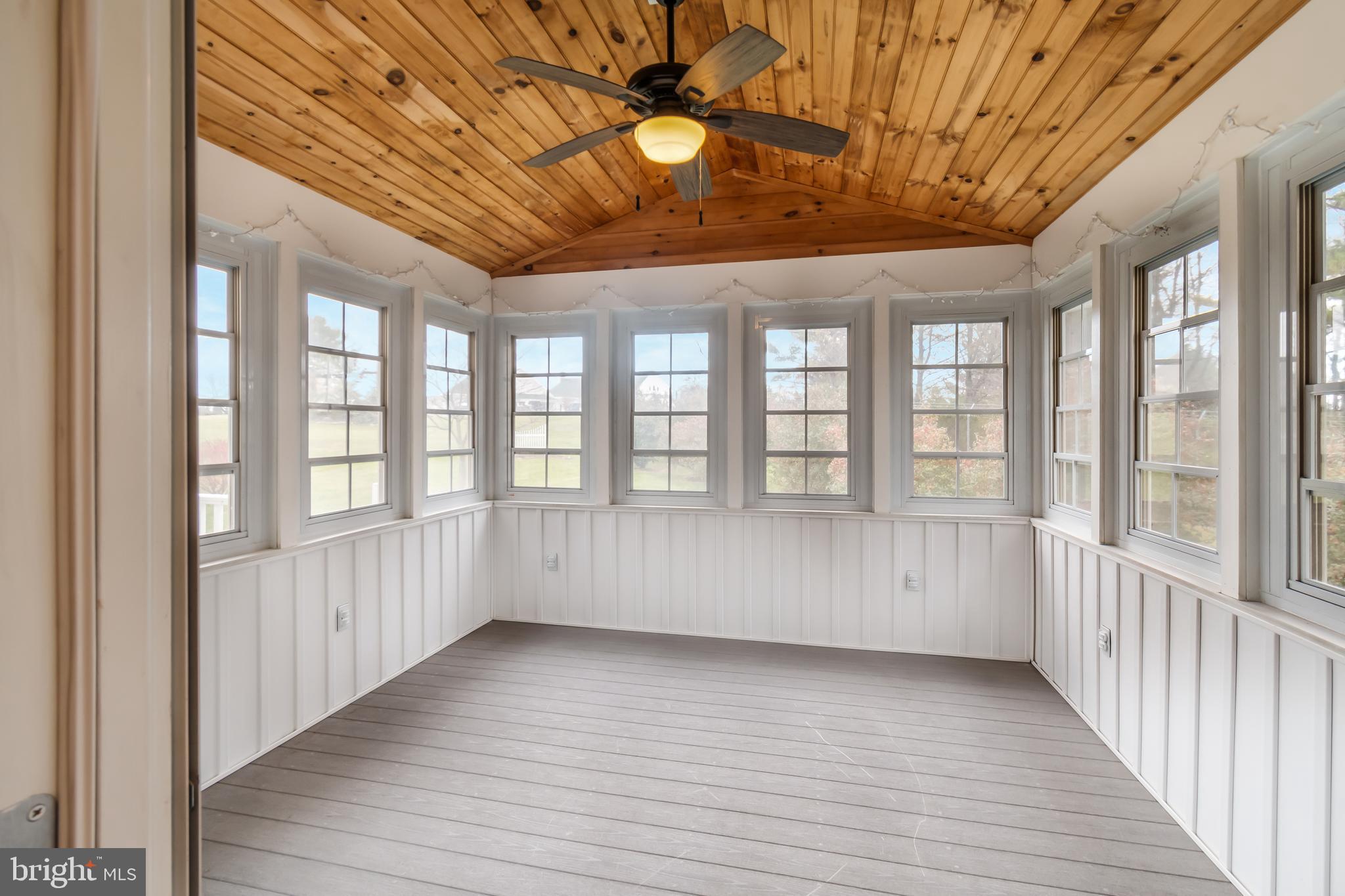 VILLAGE OF MEADOW CREEK - Residential