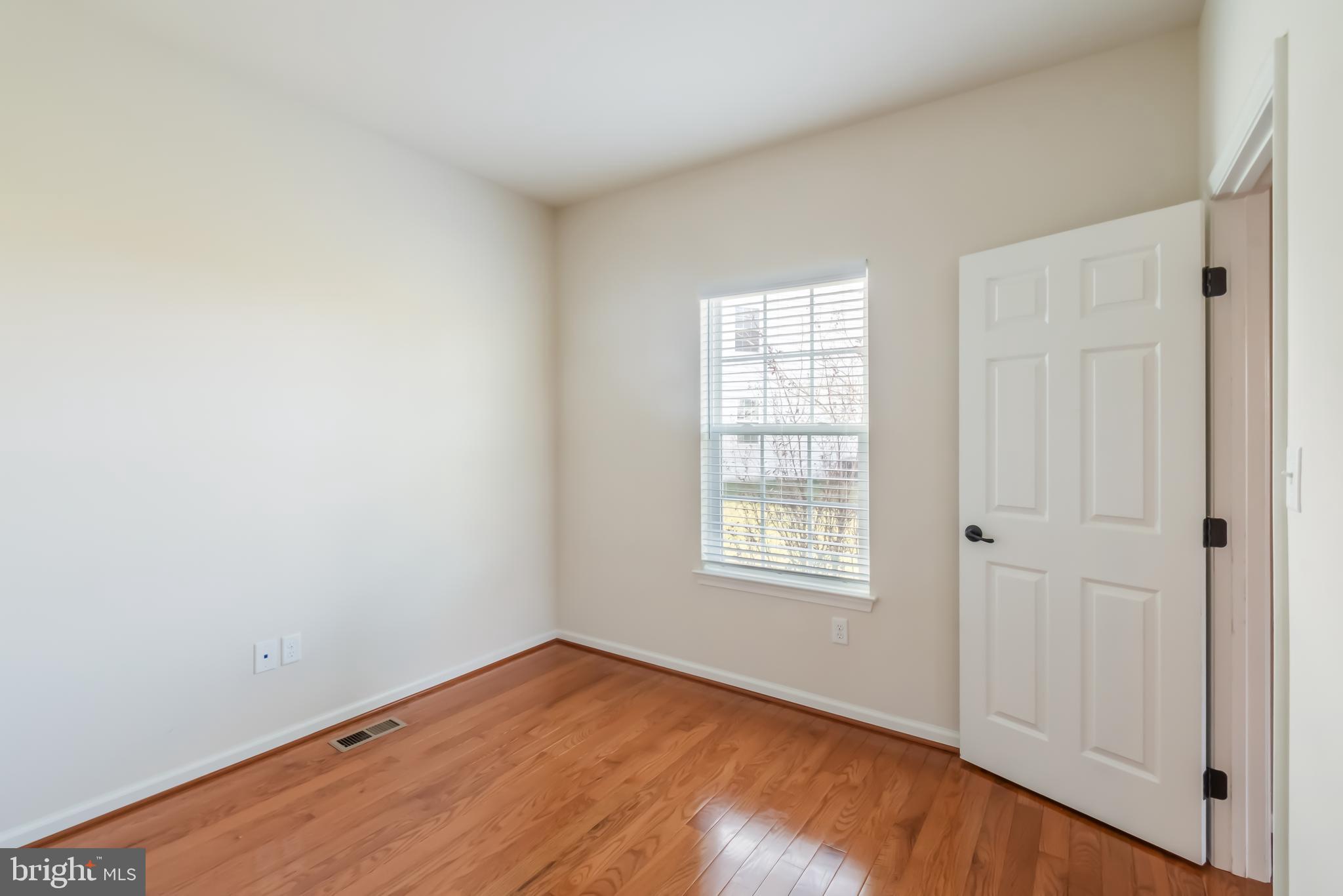 VILLAGE OF MEADOW CREEK - Residential