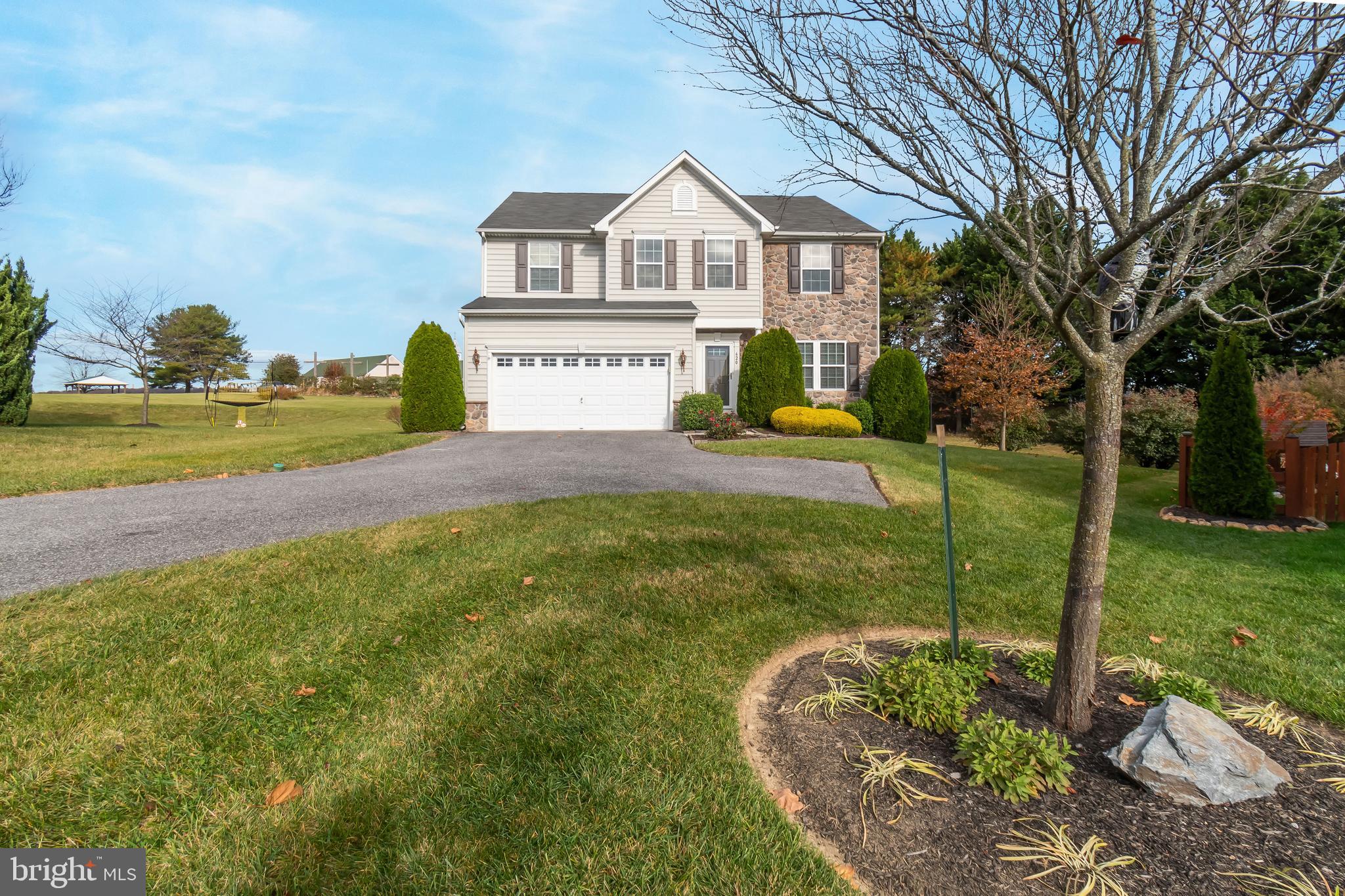 VILLAGE OF MEADOW CREEK - Residential