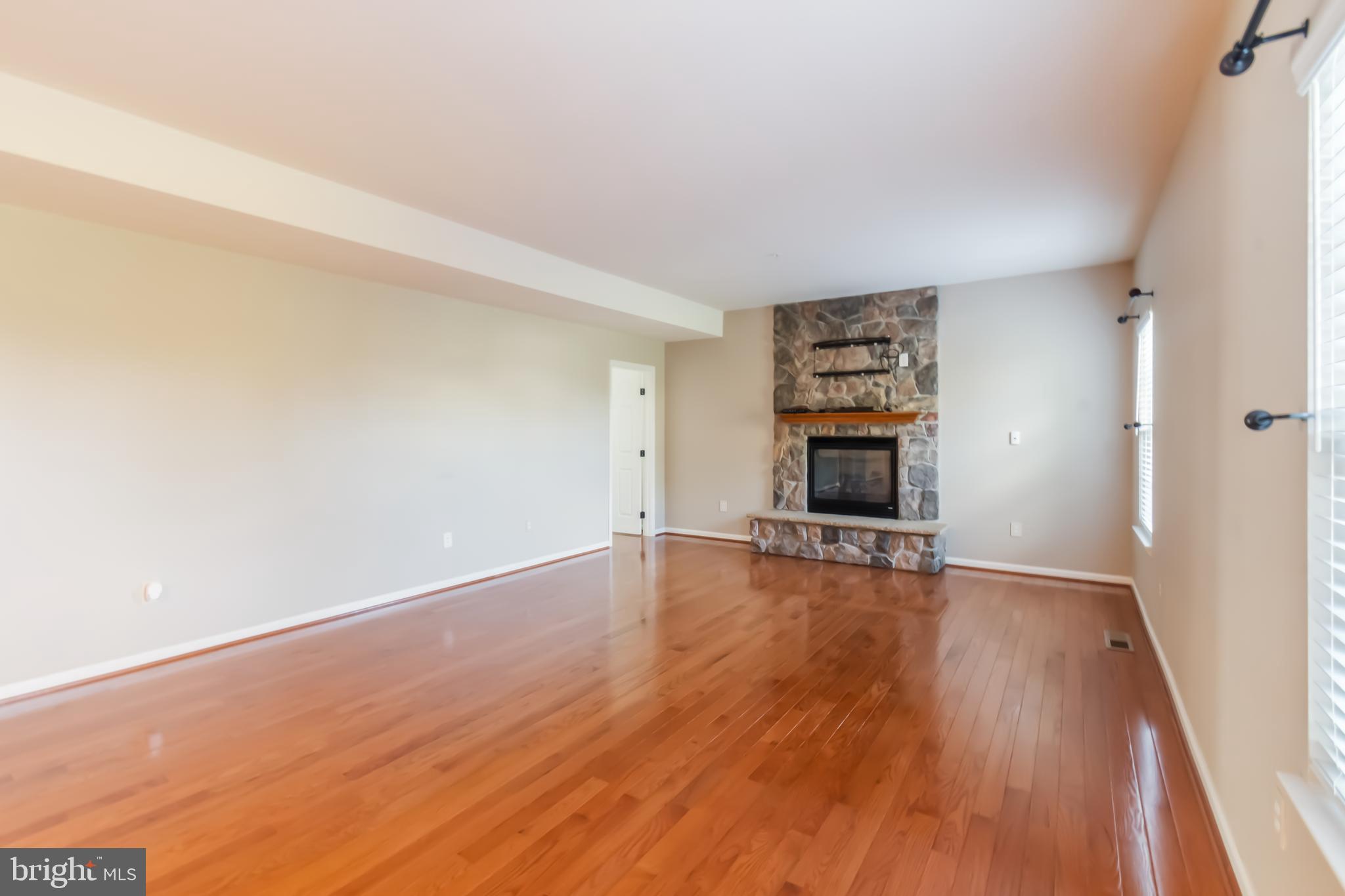 VILLAGE OF MEADOW CREEK - Residential