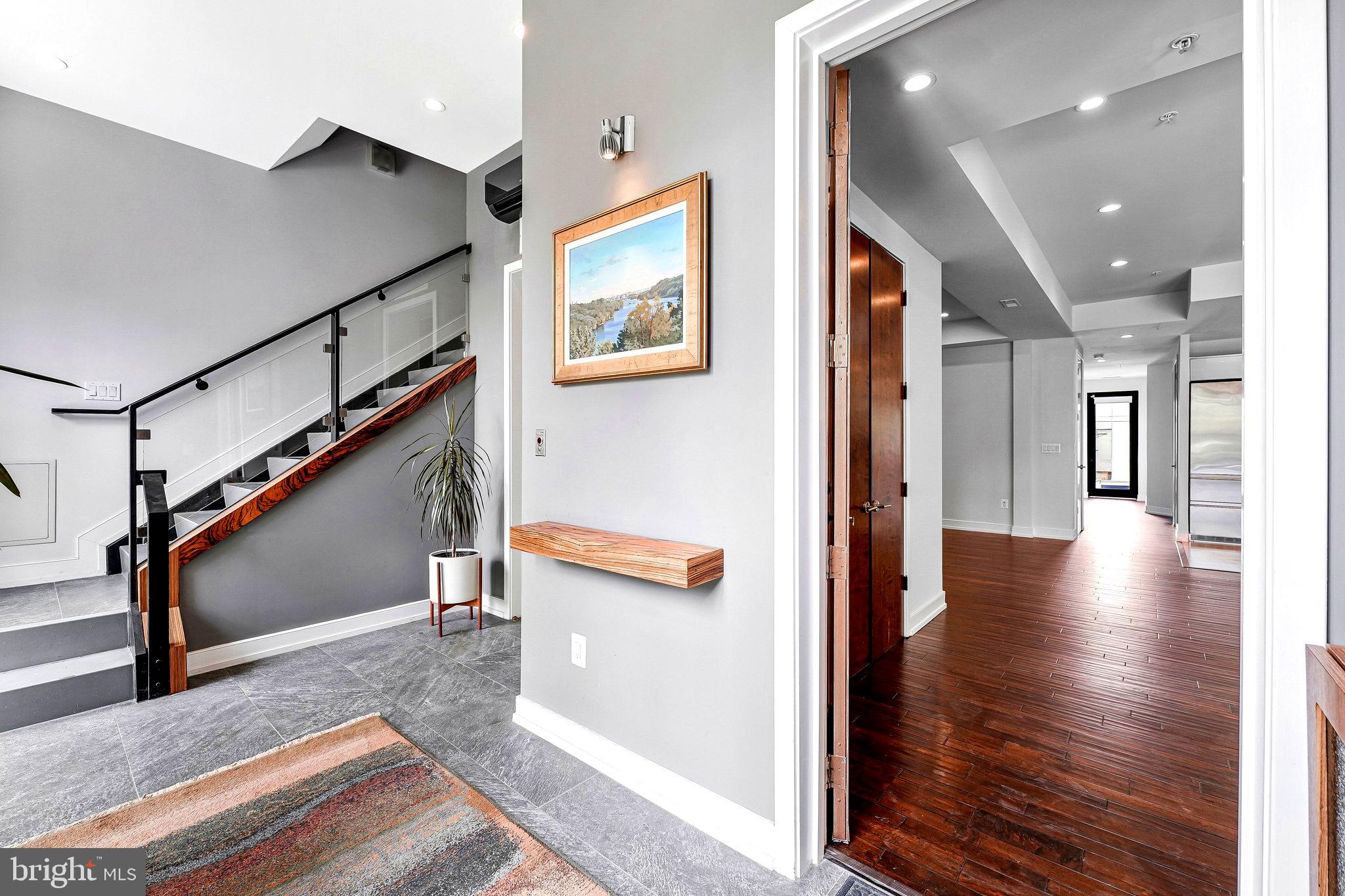 U STREET CORRIDOR - Residential