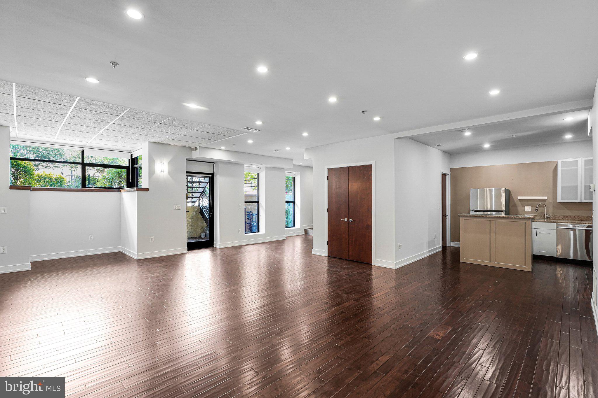 U STREET CORRIDOR - Residential