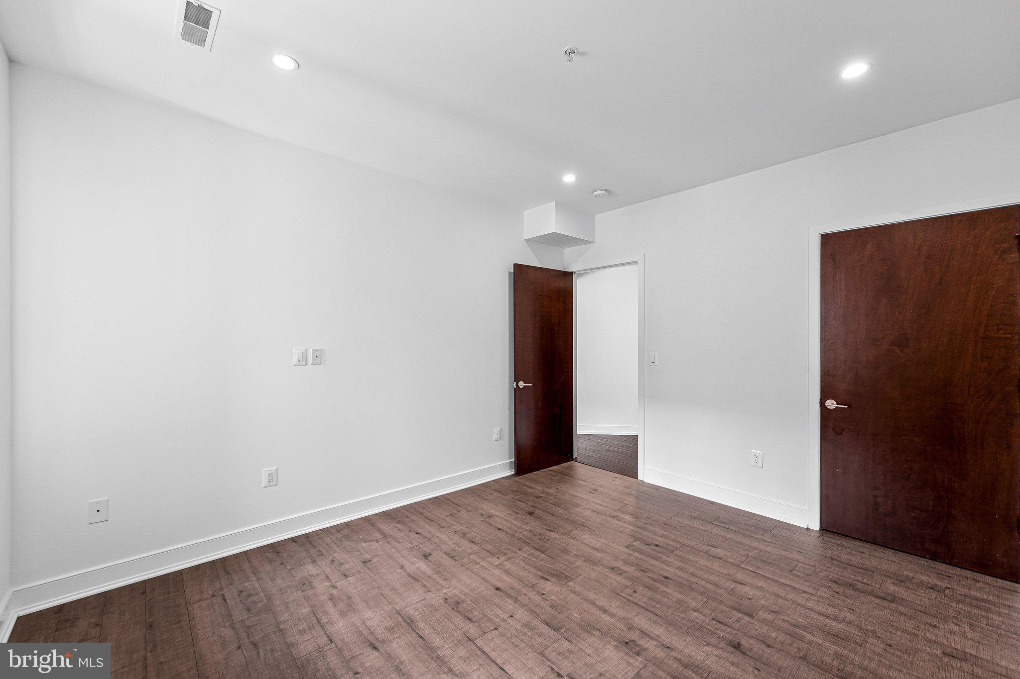 U STREET CORRIDOR - Residential