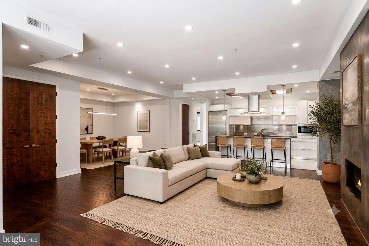 U STREET CORRIDOR - Residential