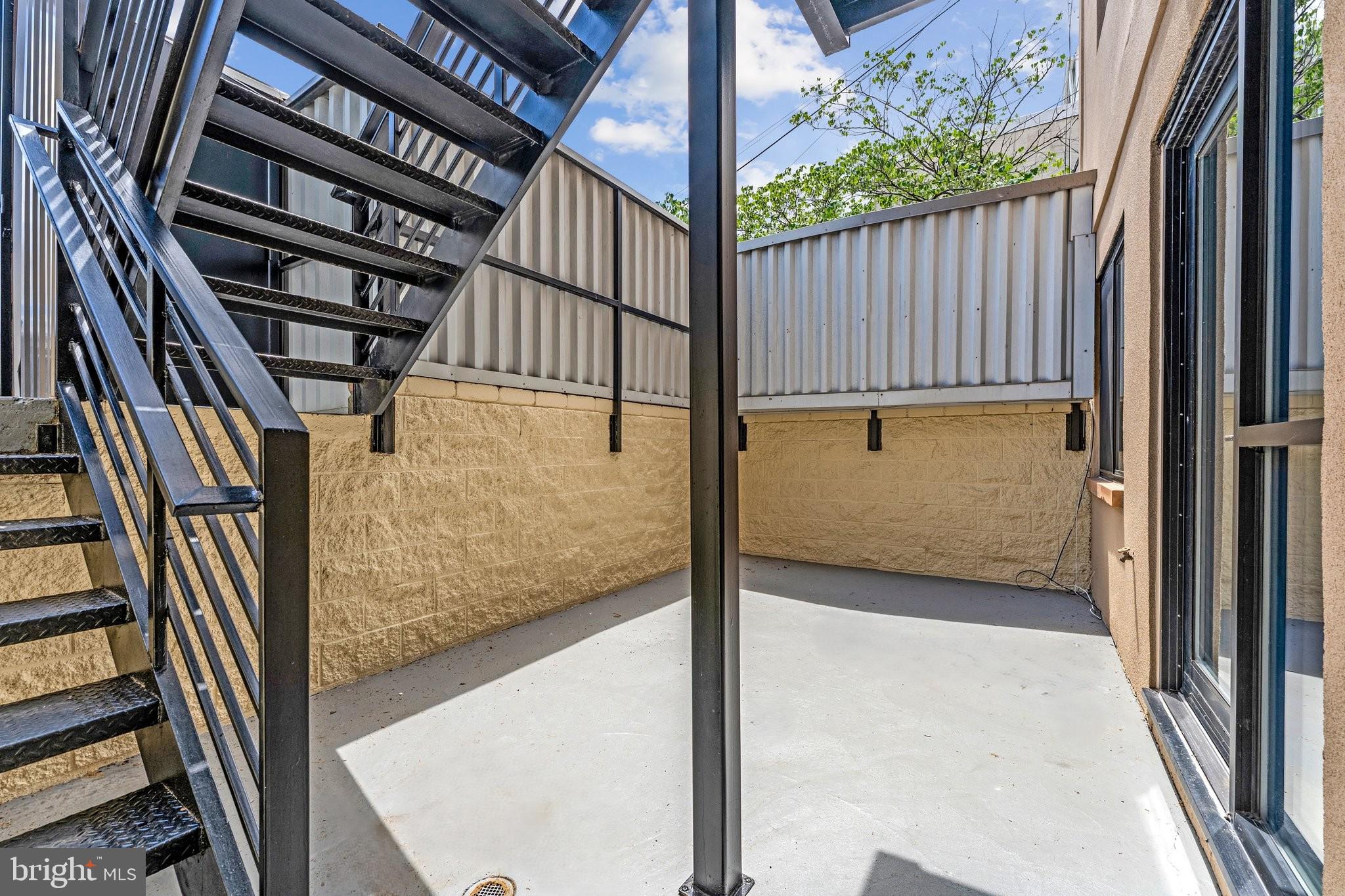 U STREET CORRIDOR - Residential