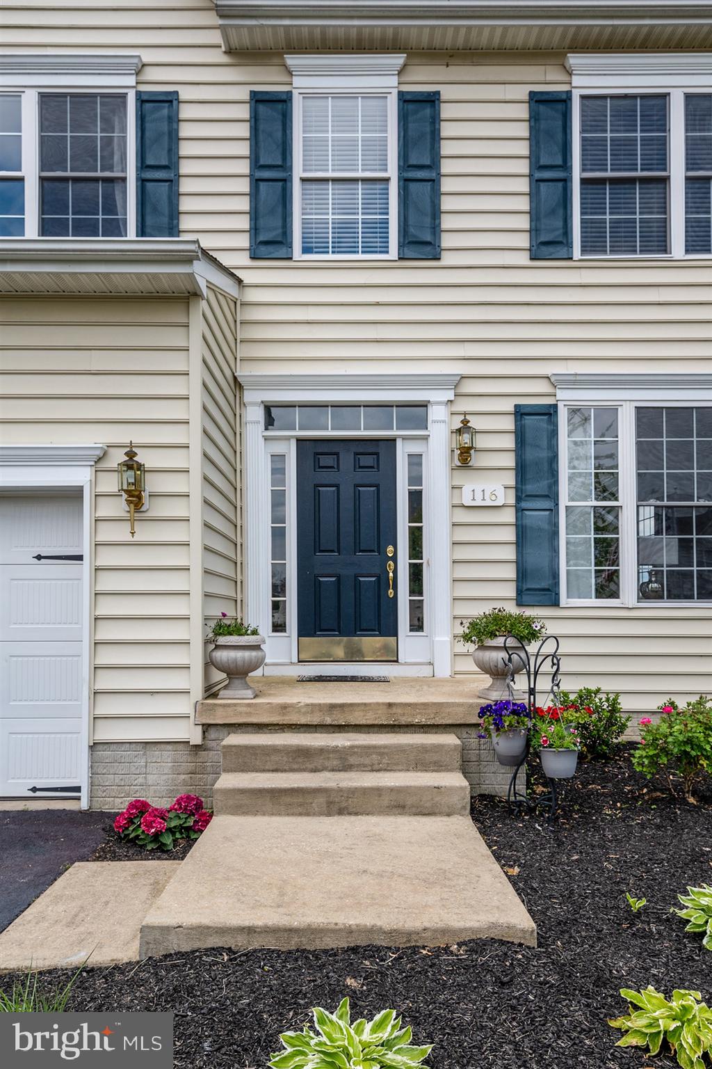 NORTH BROOK - Residential