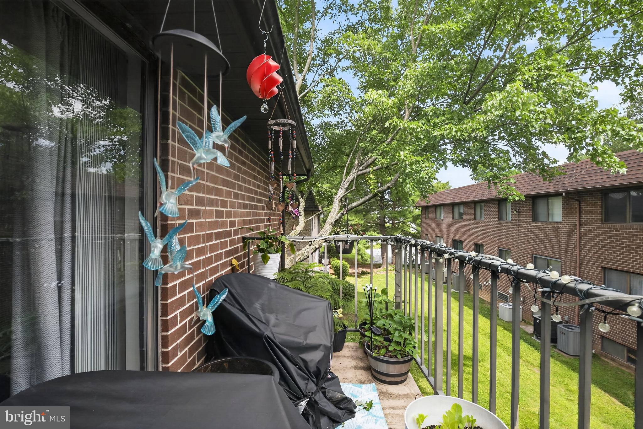 DANBURY VILLAGE - Residential