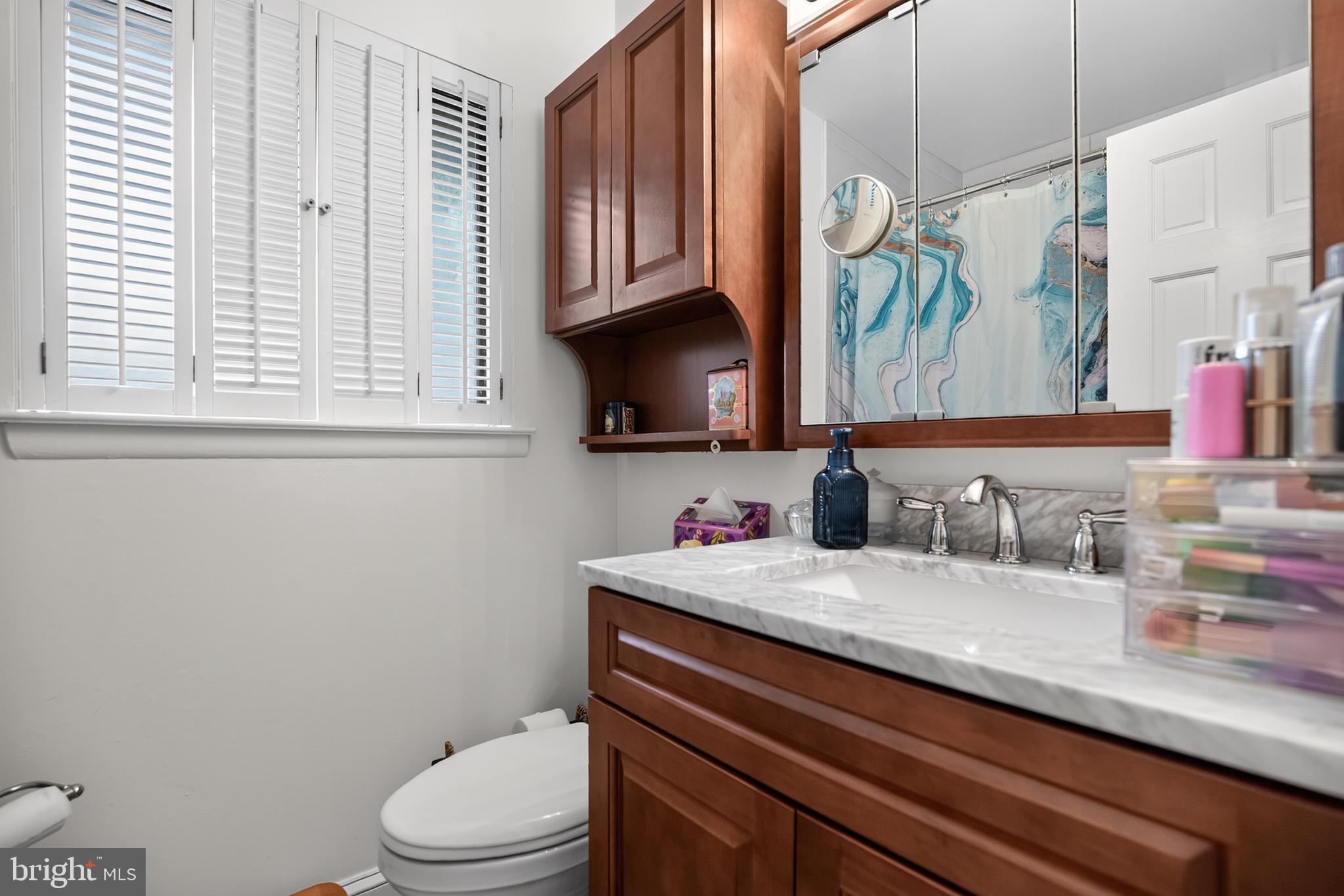 DANBURY VILLAGE - Residential