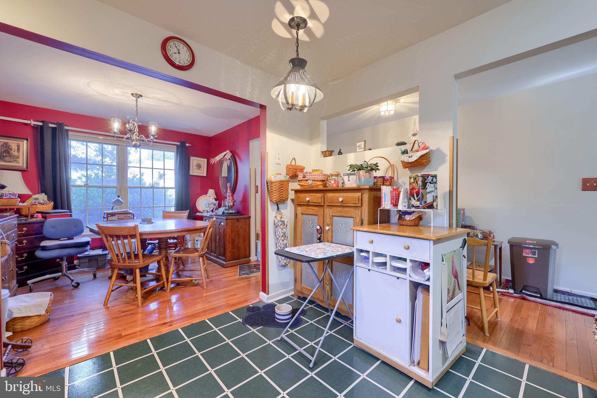 SUMMIT HILLS - Residential