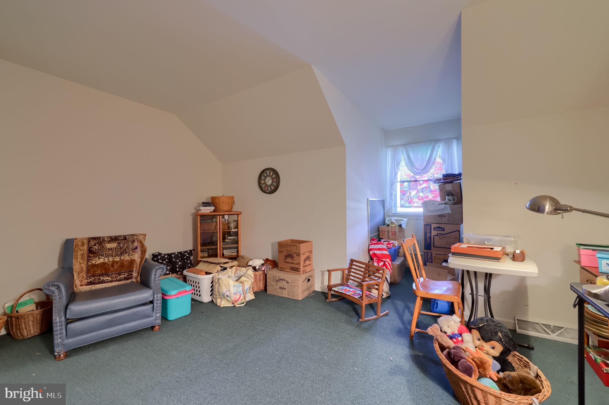 SUMMIT HILLS - Residential