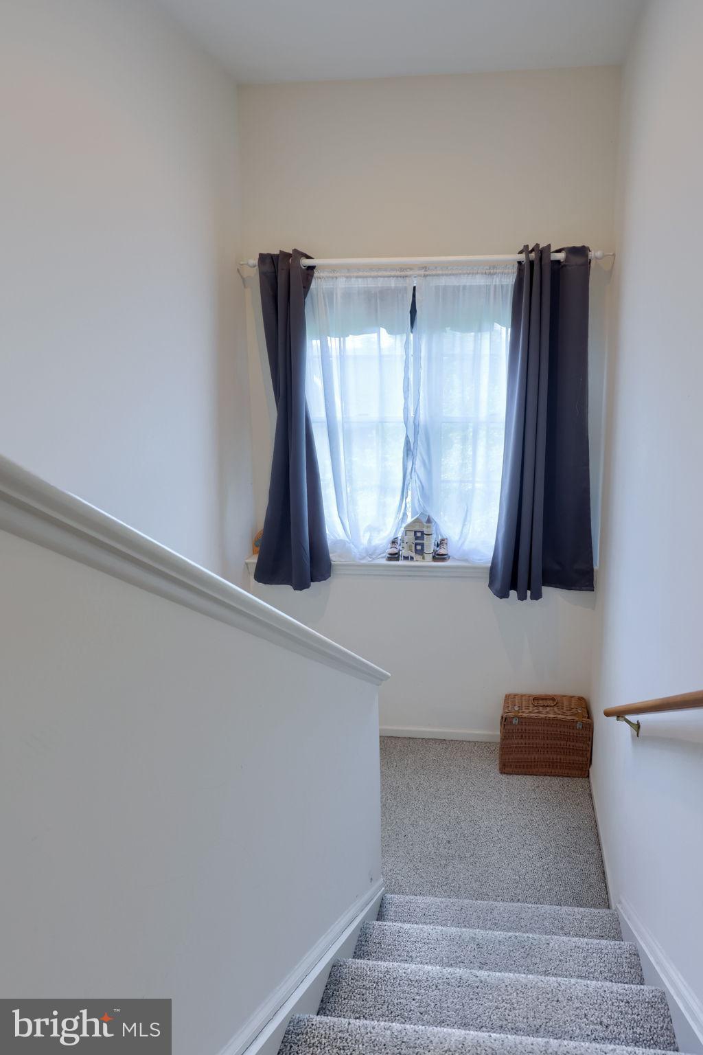 SUMMIT HILLS - Residential