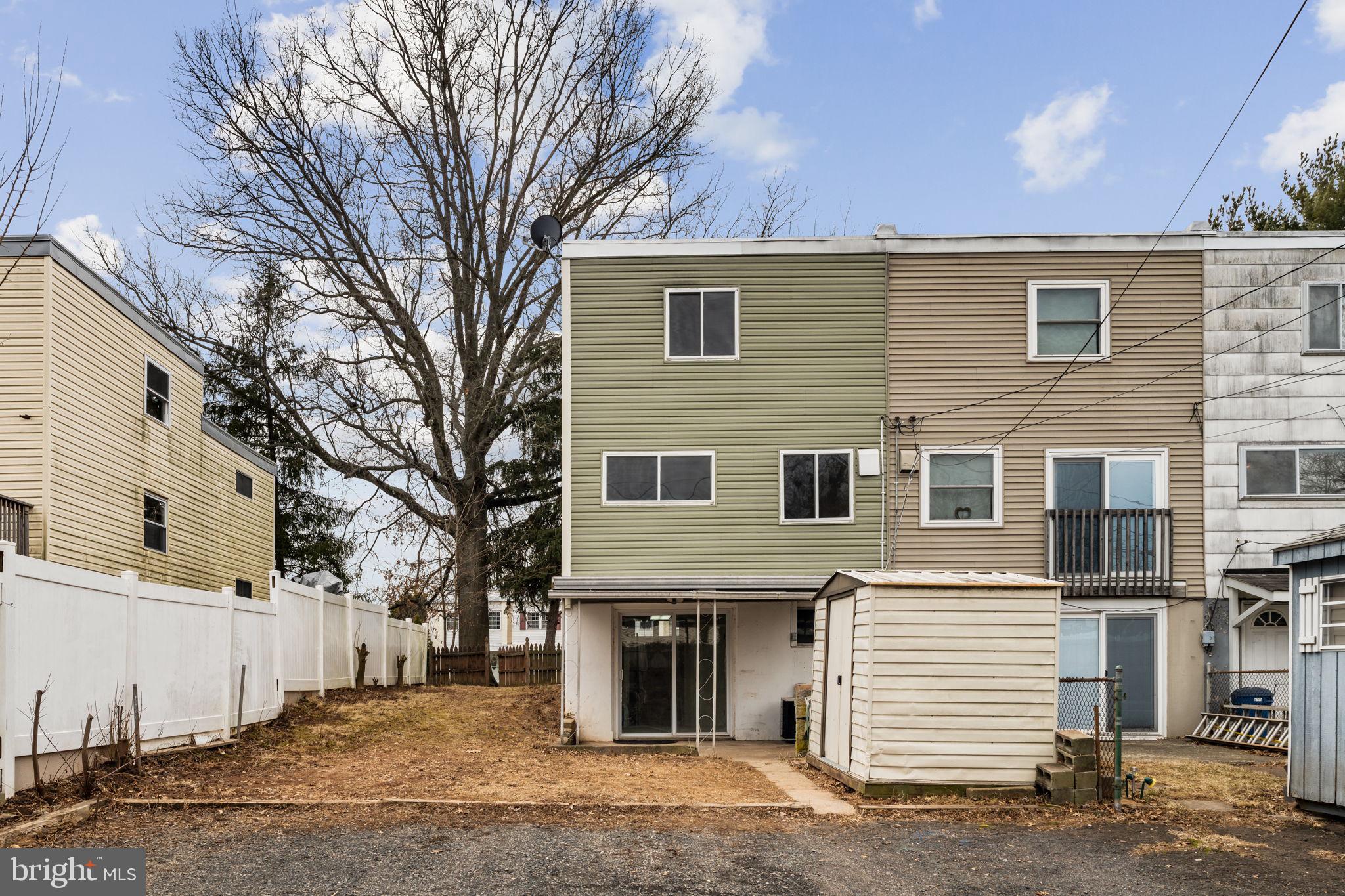 WEDGEWOOD - Residential