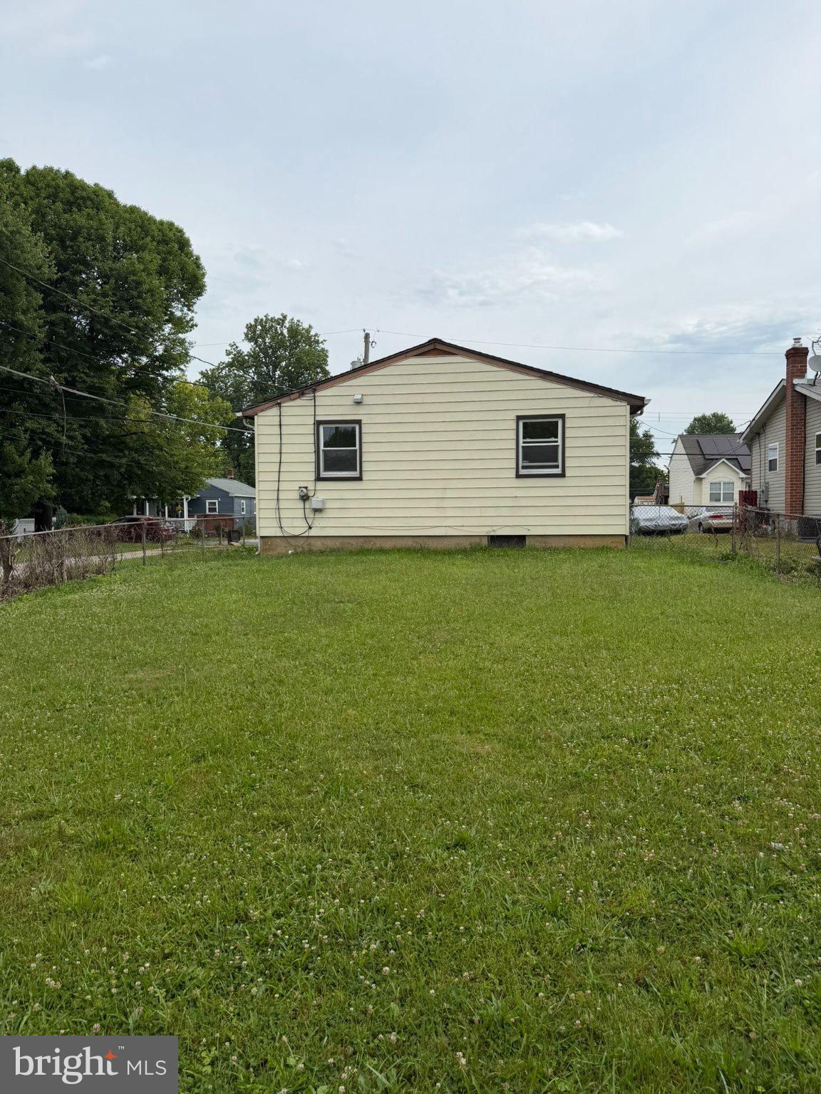CATONSVILLE MANOR - Residential