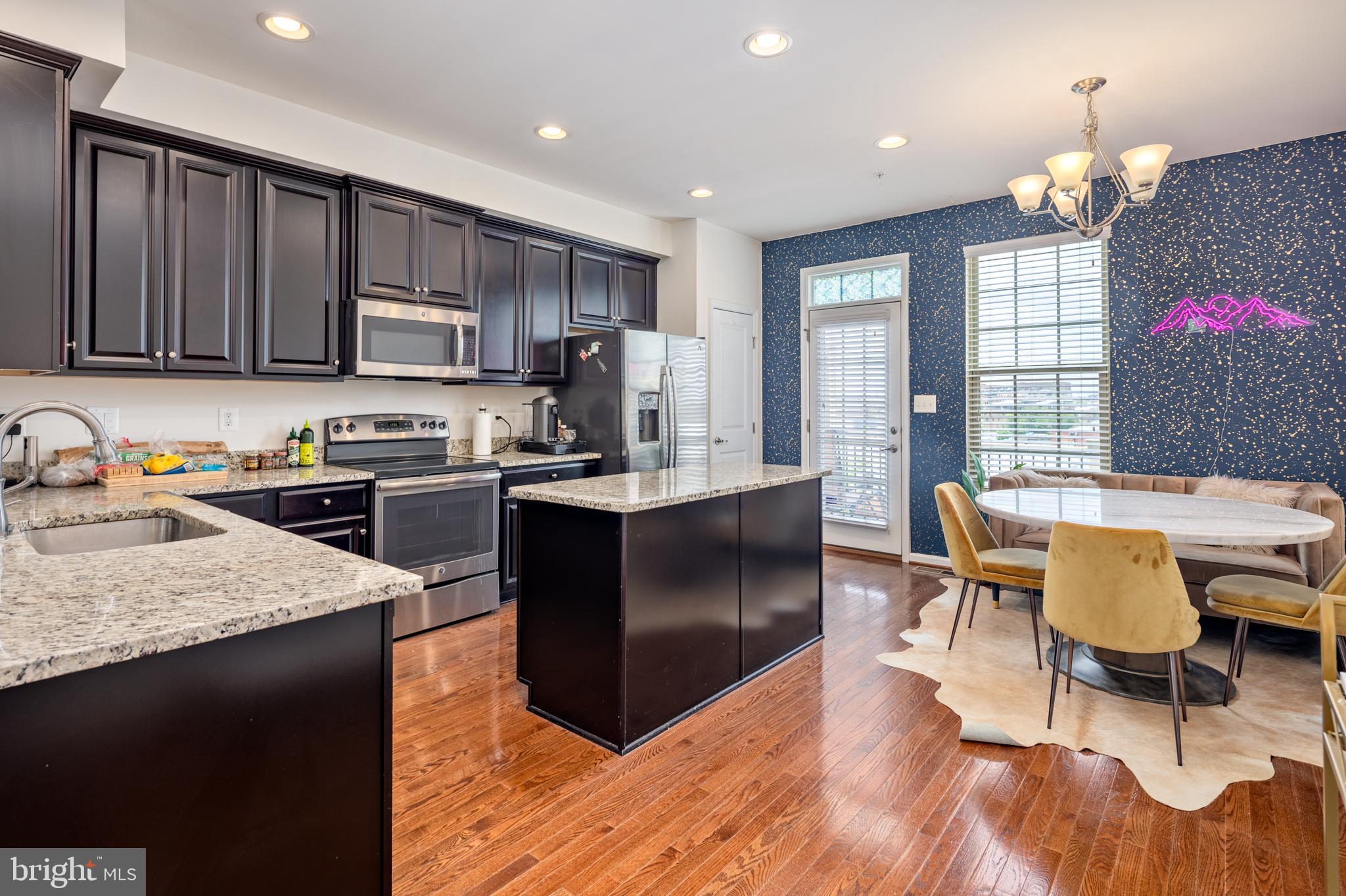 O'DONNELL SQUARE - Residential