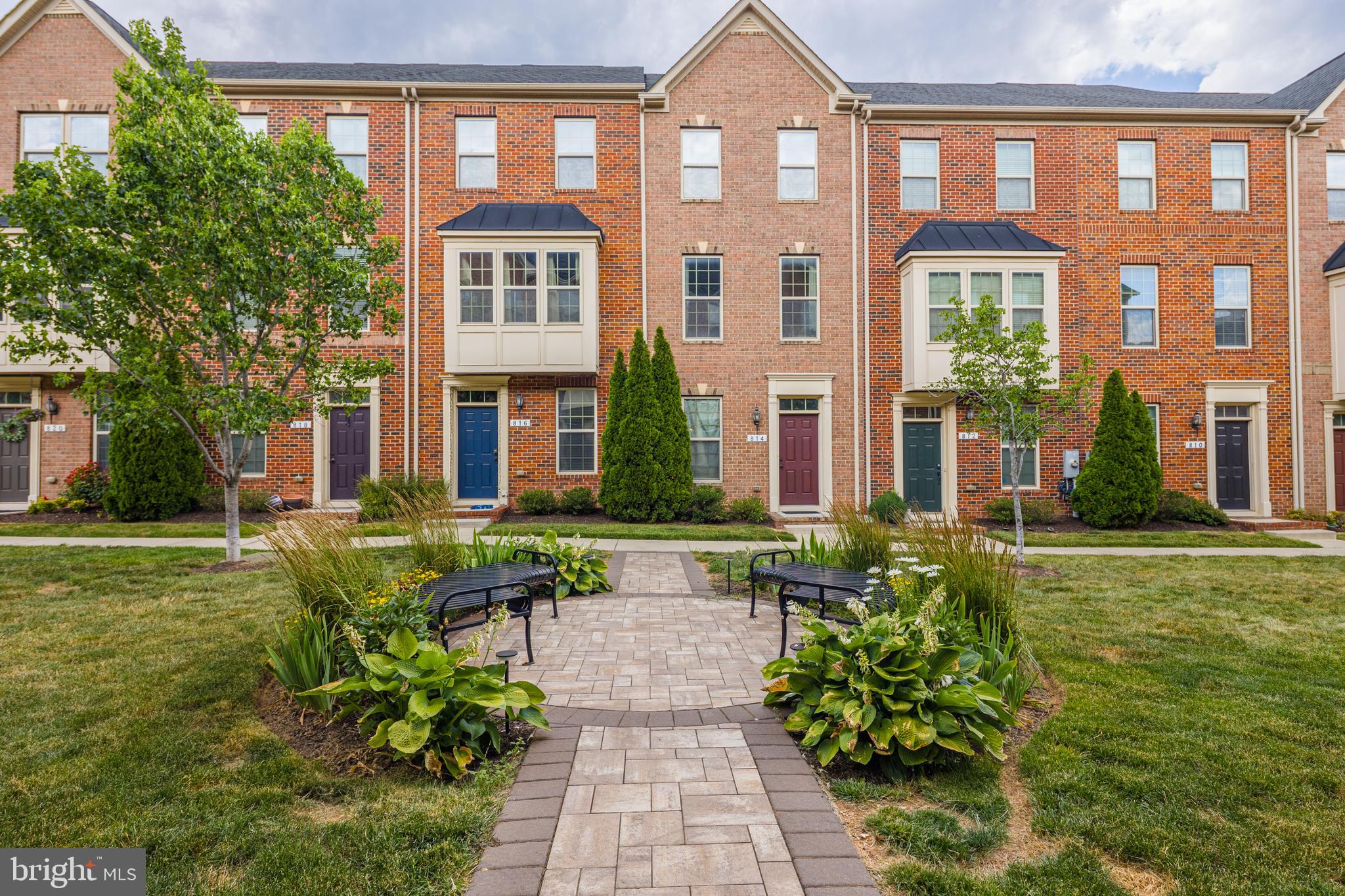 O'DONNELL SQUARE - Residential