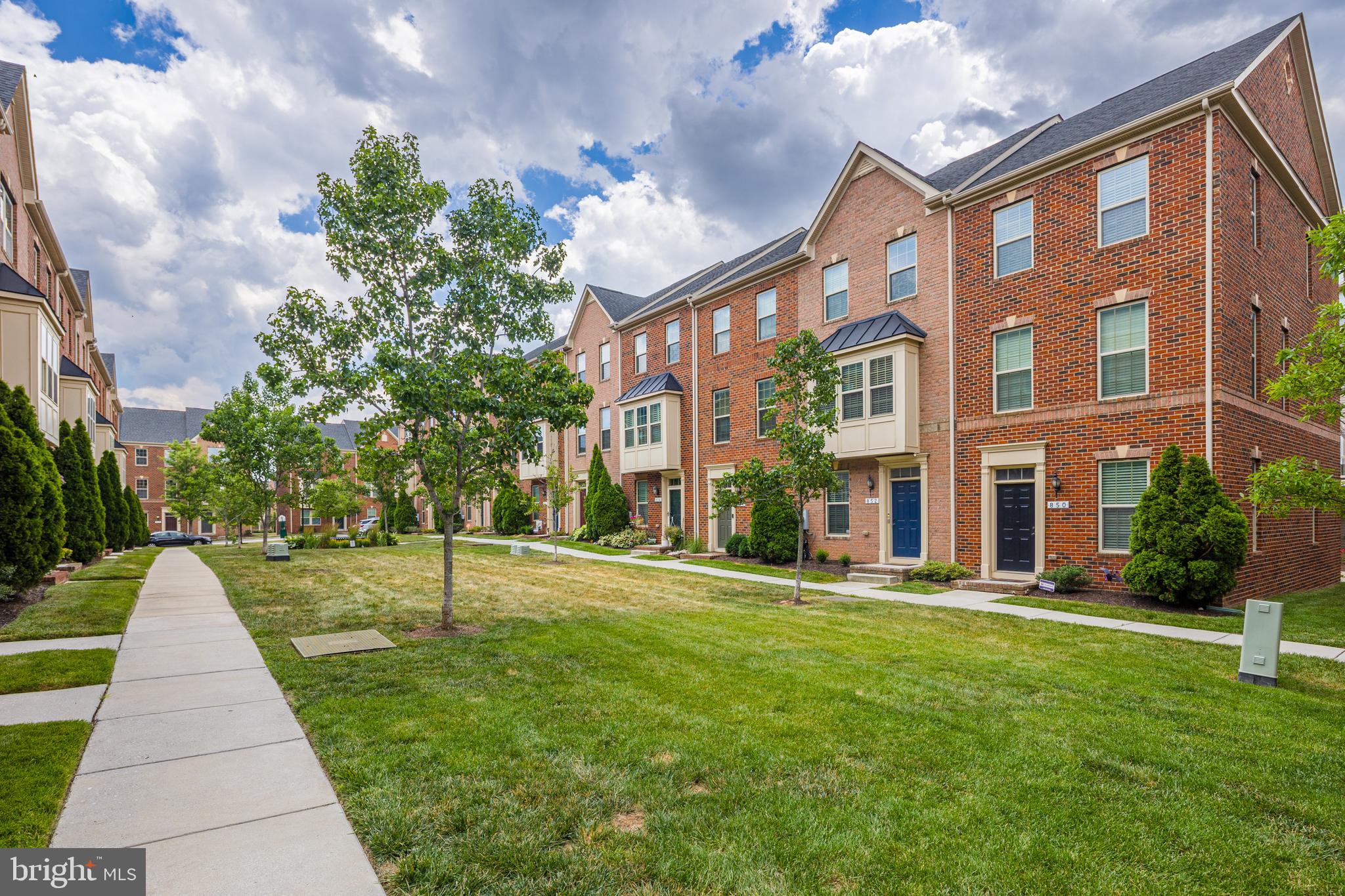 O'DONNELL SQUARE - Residential
