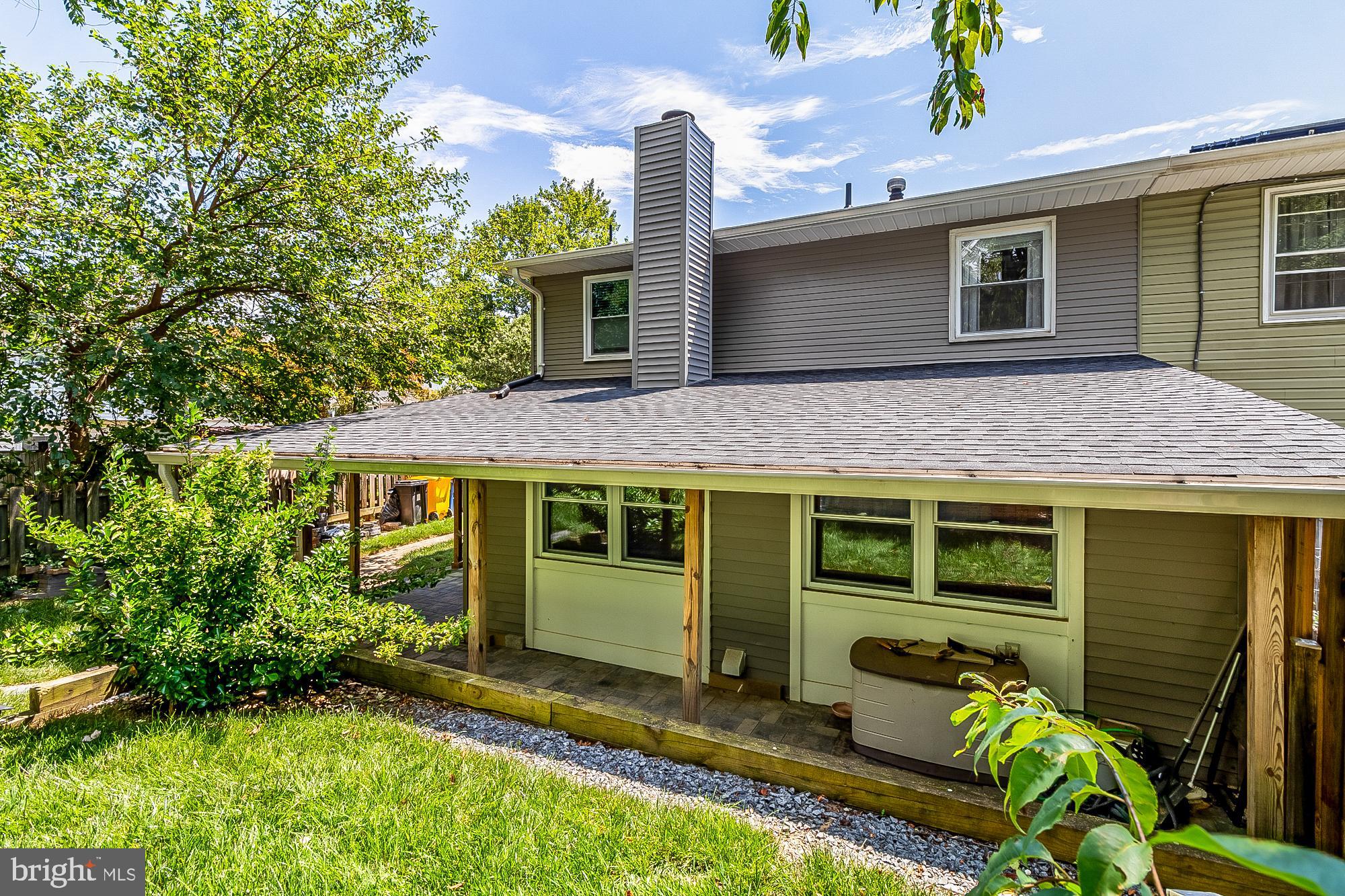 MAPLE RIDGE - Residential