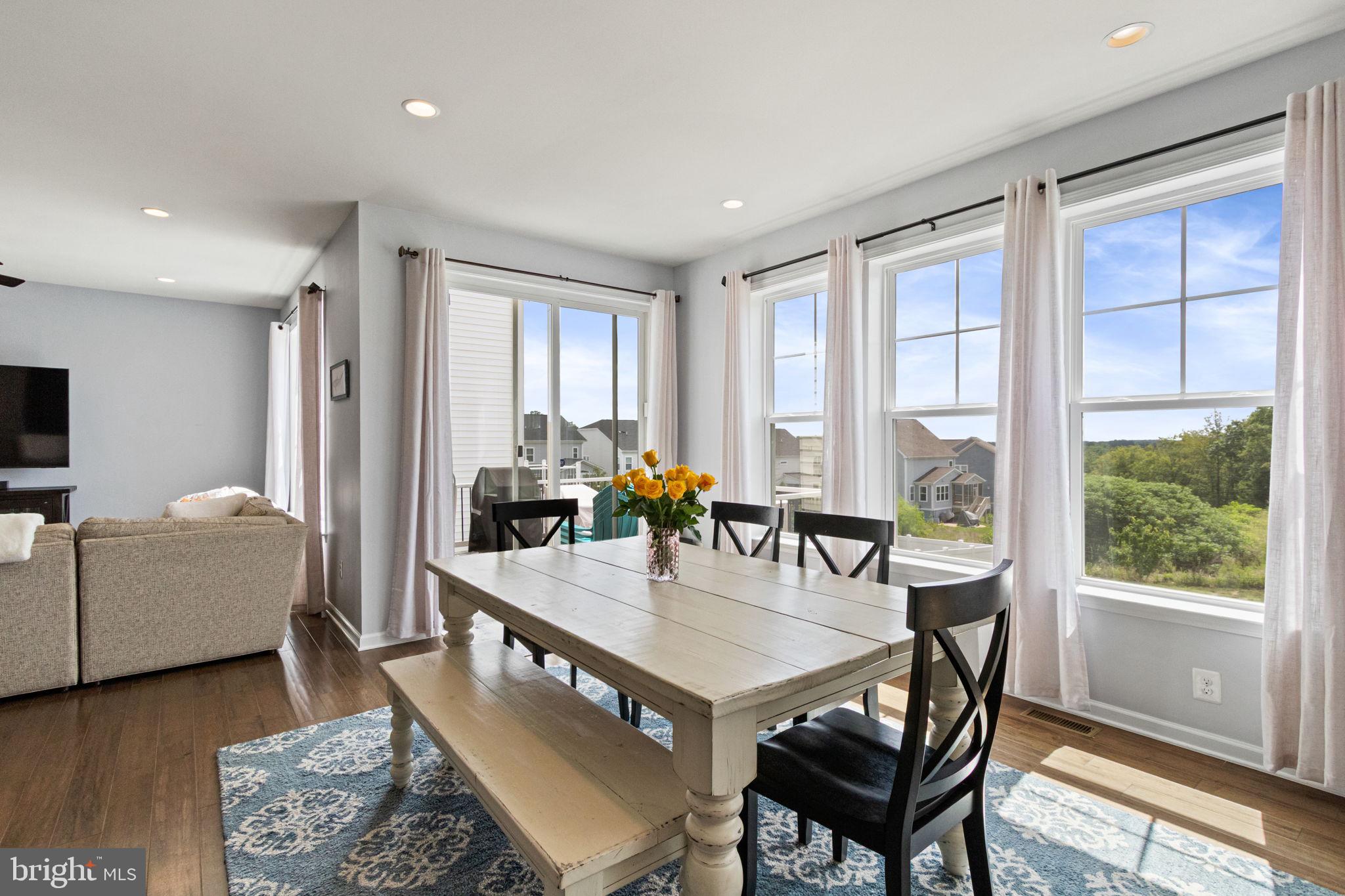 EMBREY MILL - Residential