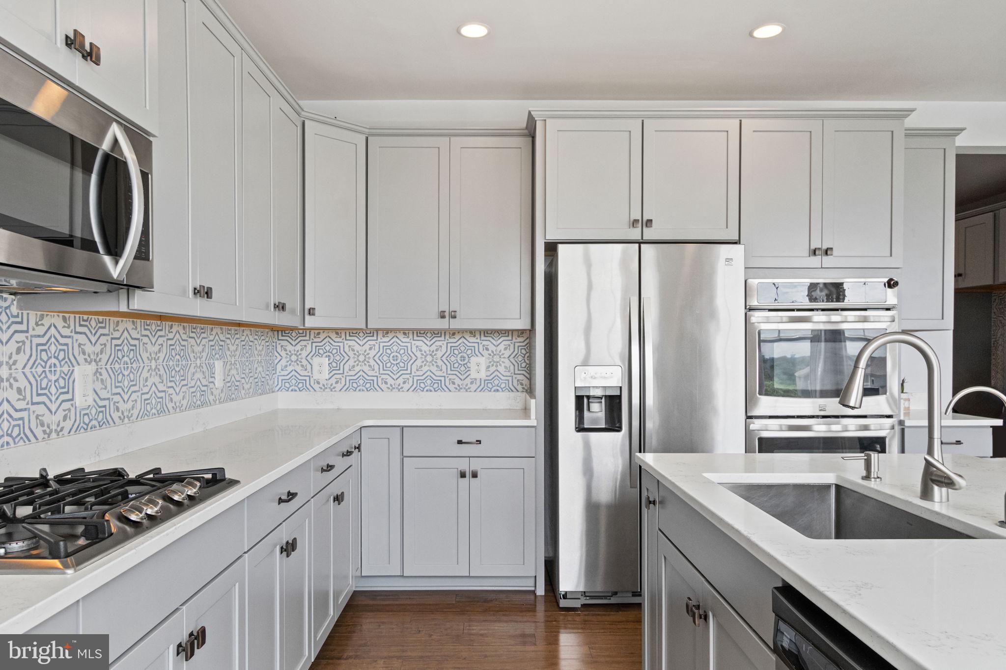 EMBREY MILL - Residential