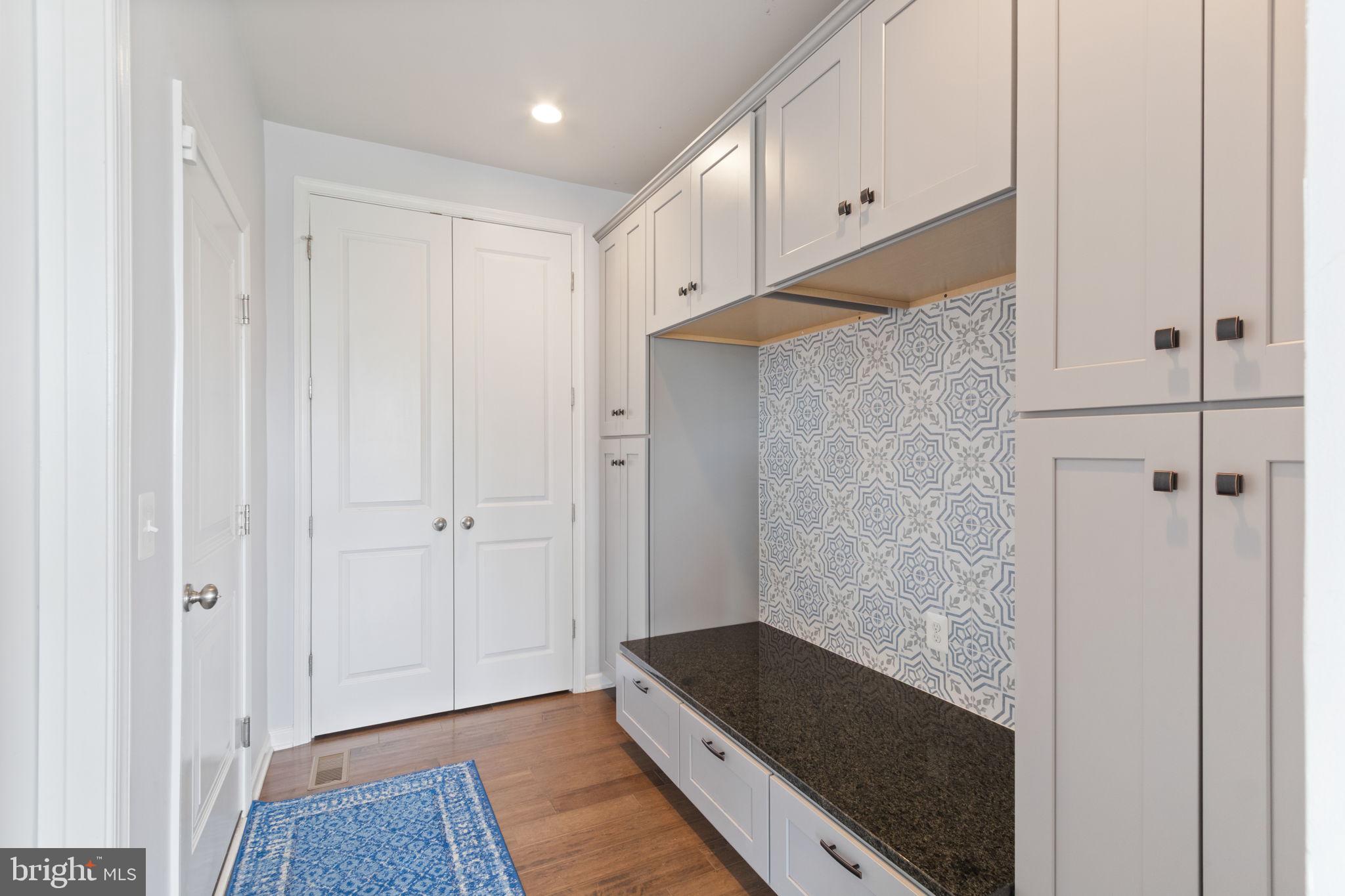 EMBREY MILL - Residential