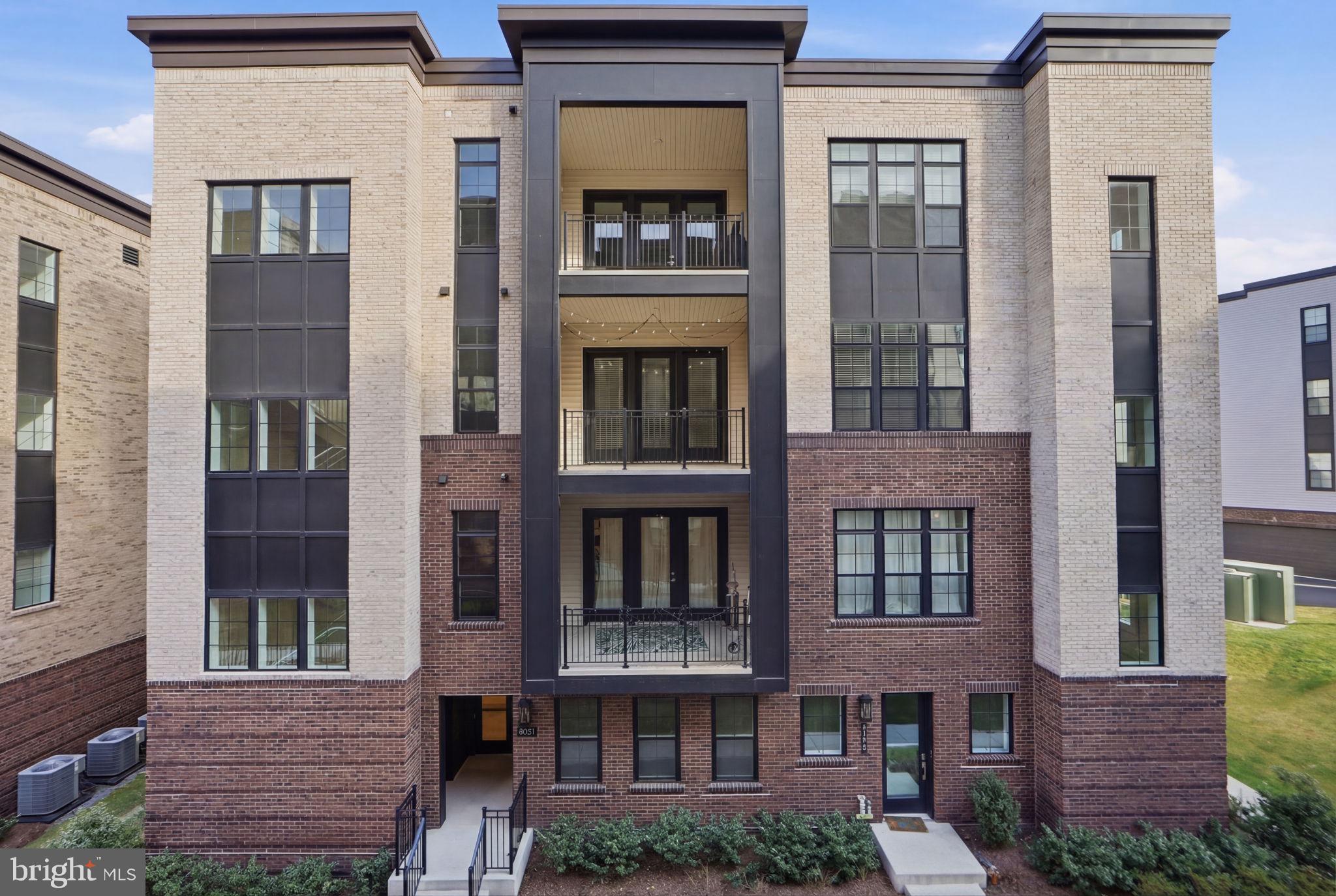 METRO WALK AT MOOREFIELD STATION - Residential